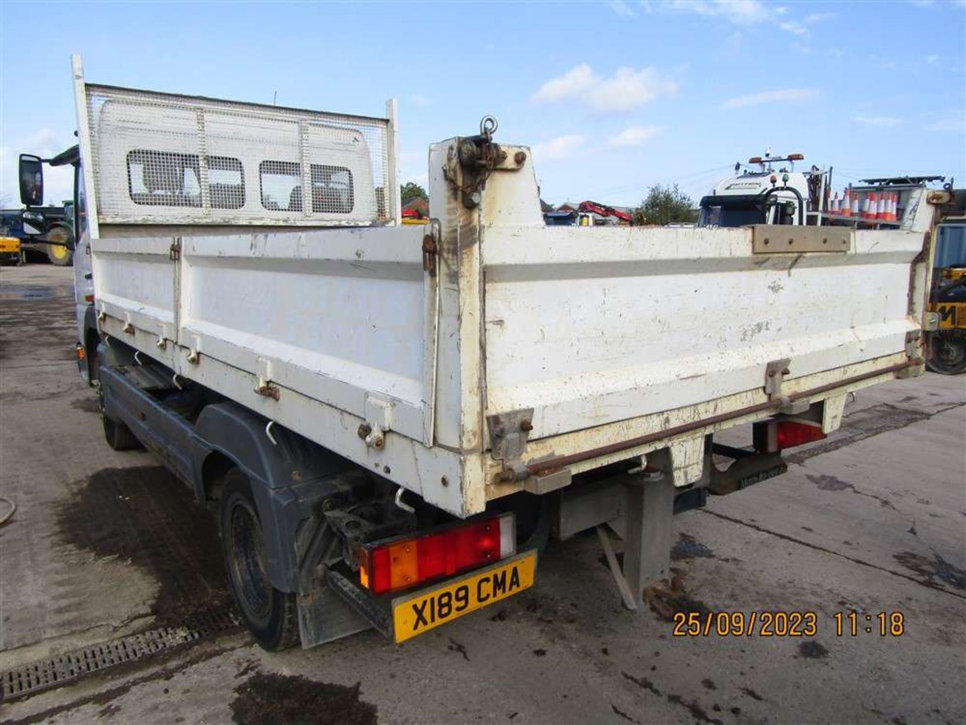 2000 X reg Mercedes 815 Tipper - Image 3 of 6