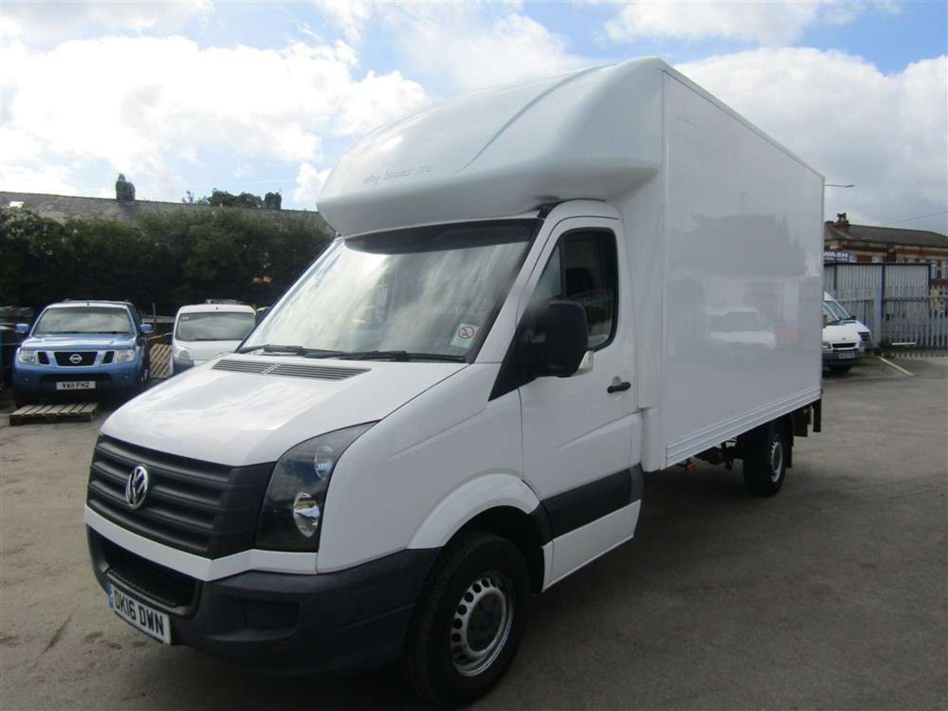 2016 16 reg VW Crafter CR35 TDI Luton - Image 2 of 7