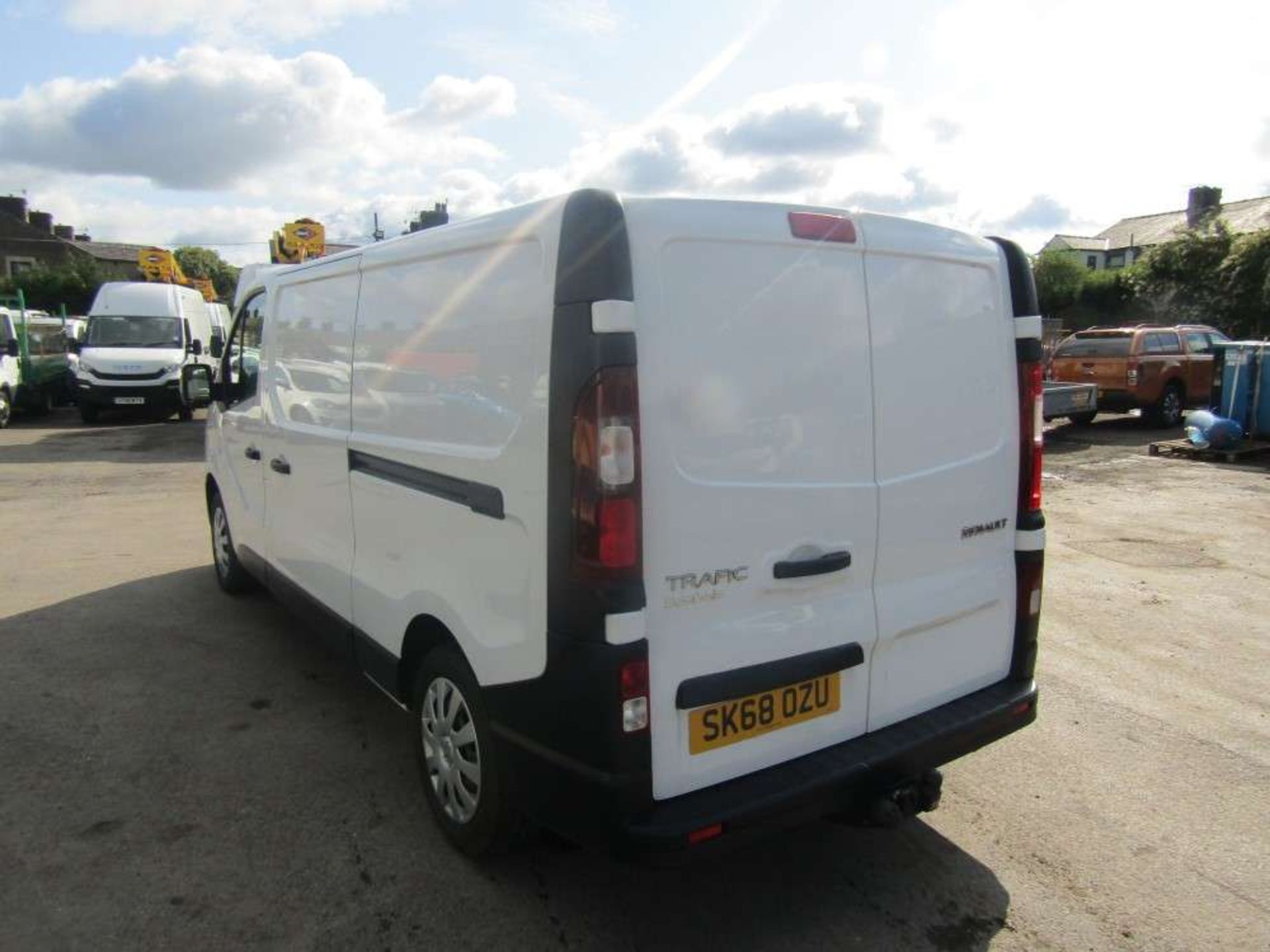 2018 68 Reg Renault Trafic LL29 Business DCI - Image 3 of 7