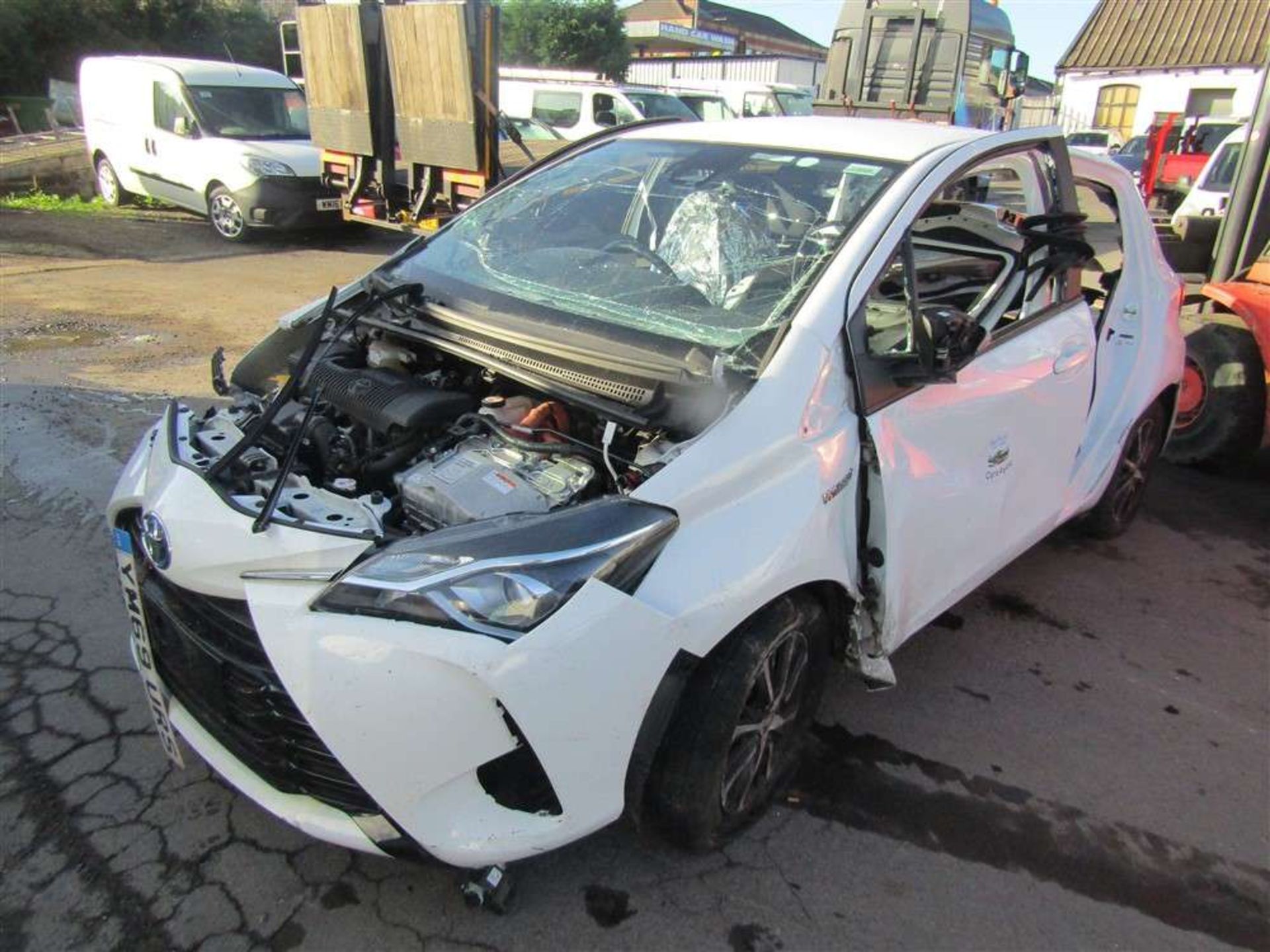 2020 69 reg Toyota Yaris Icon Tech VVT-I HEV CVT (Non Runner) (Direct Council) - Image 2 of 6