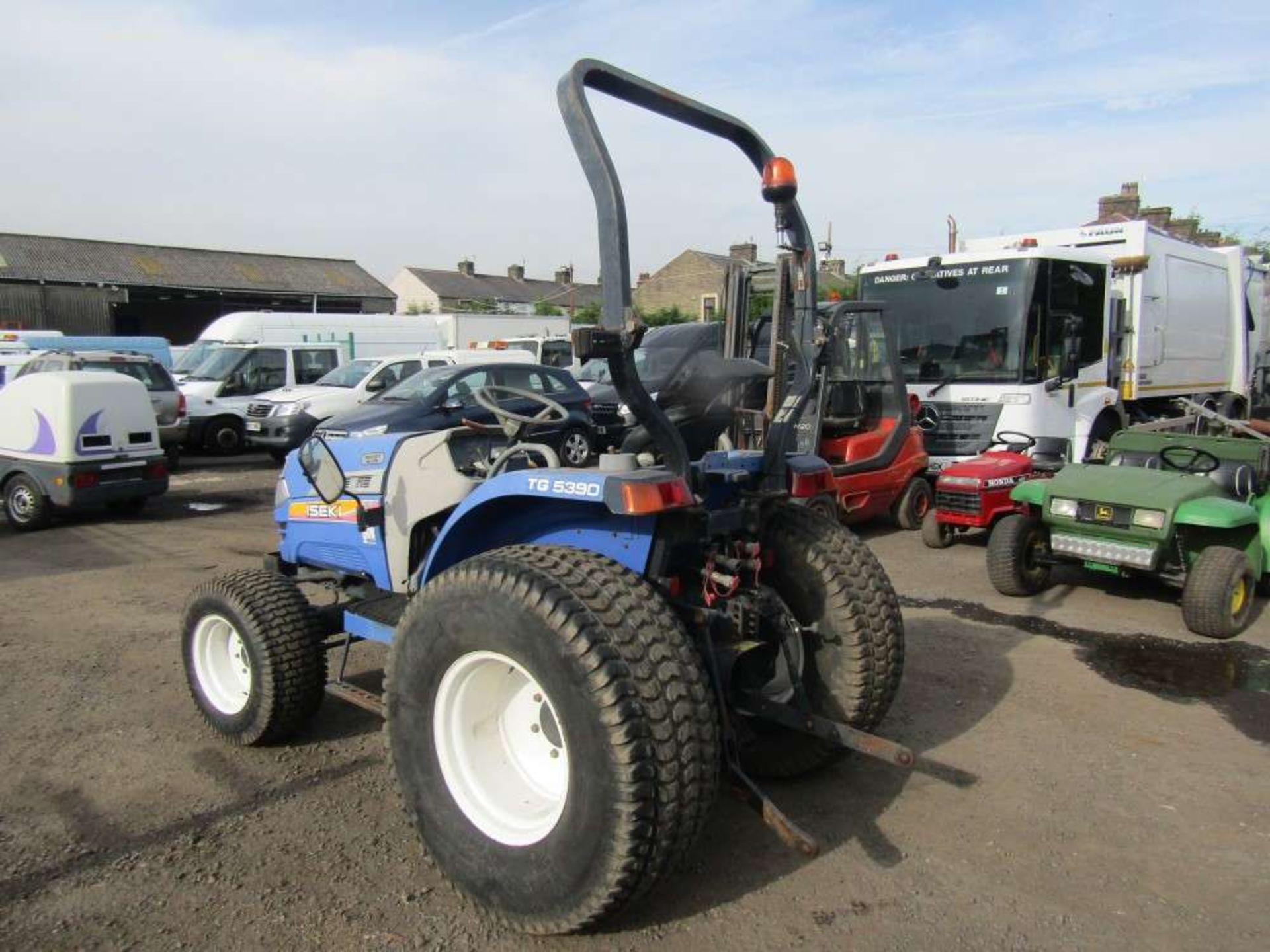 Iseki TG5390 Tractor (Direct Coucil) - Image 3 of 6