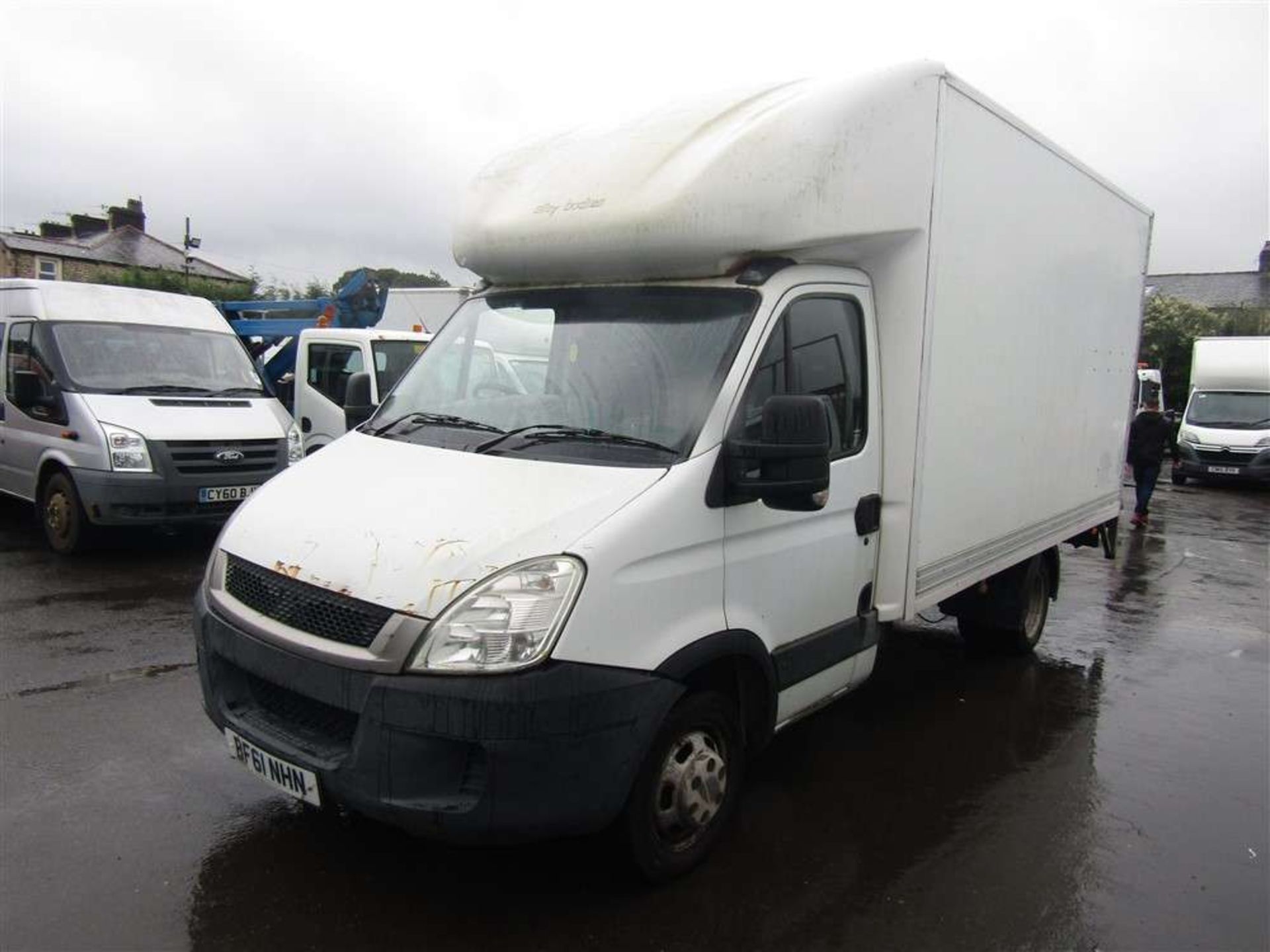 2011 61 reg Iveco Daily 35C13 LWB Box Van - Image 2 of 7