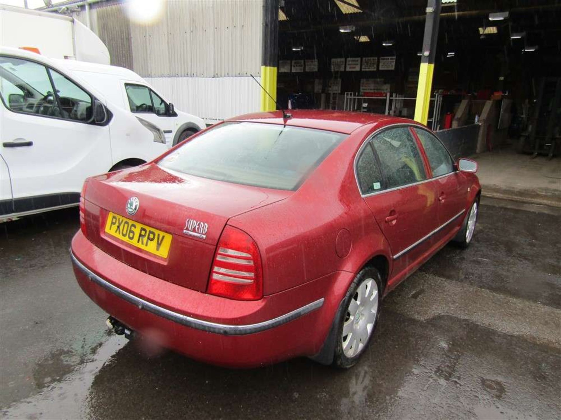 2006 06 reg Skoda Superb Elegance V6 TDI - Image 4 of 7