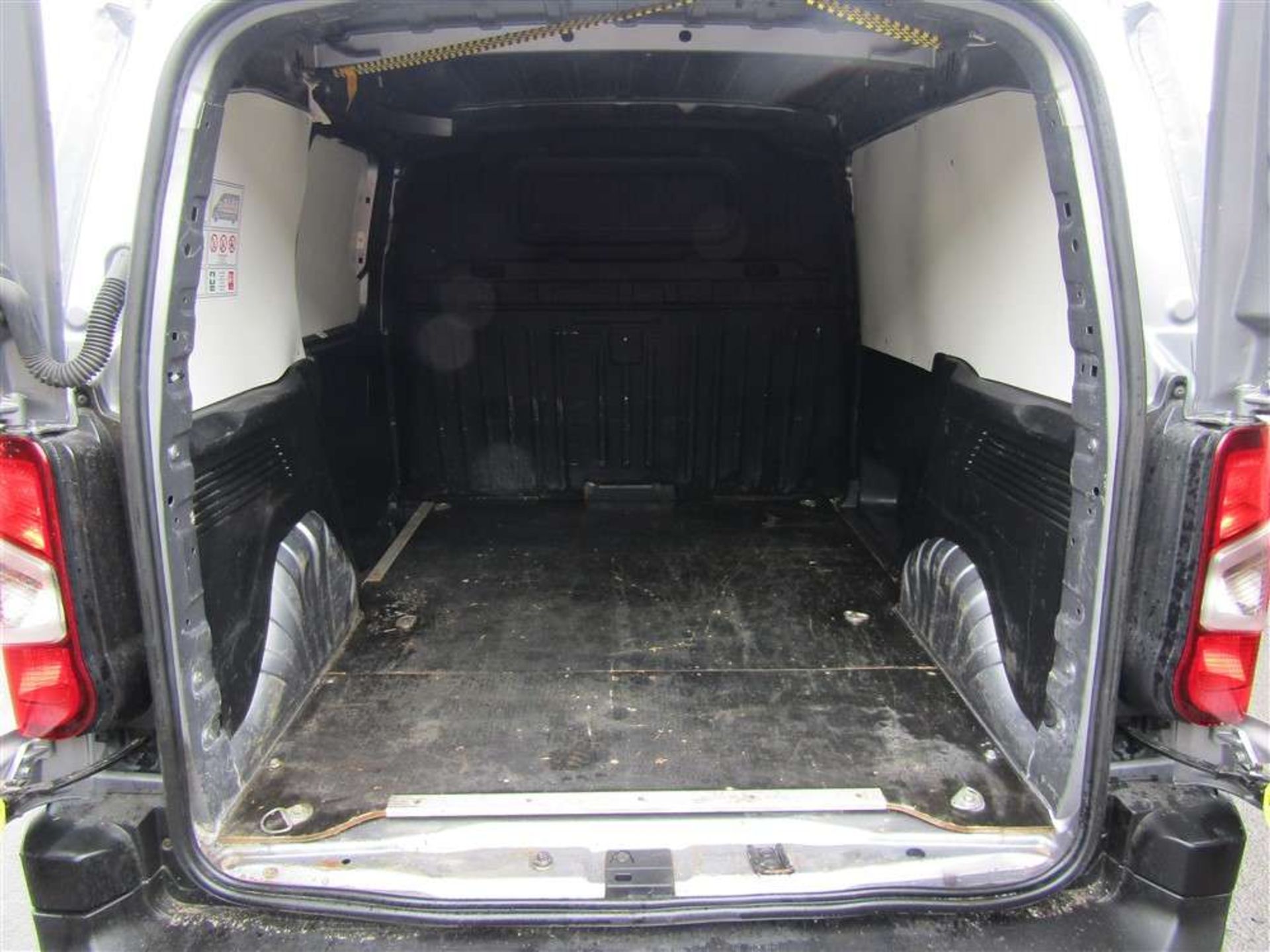 2019 69 reg Vauxhall Combo 2000 Edition TD S/S - Image 6 of 7