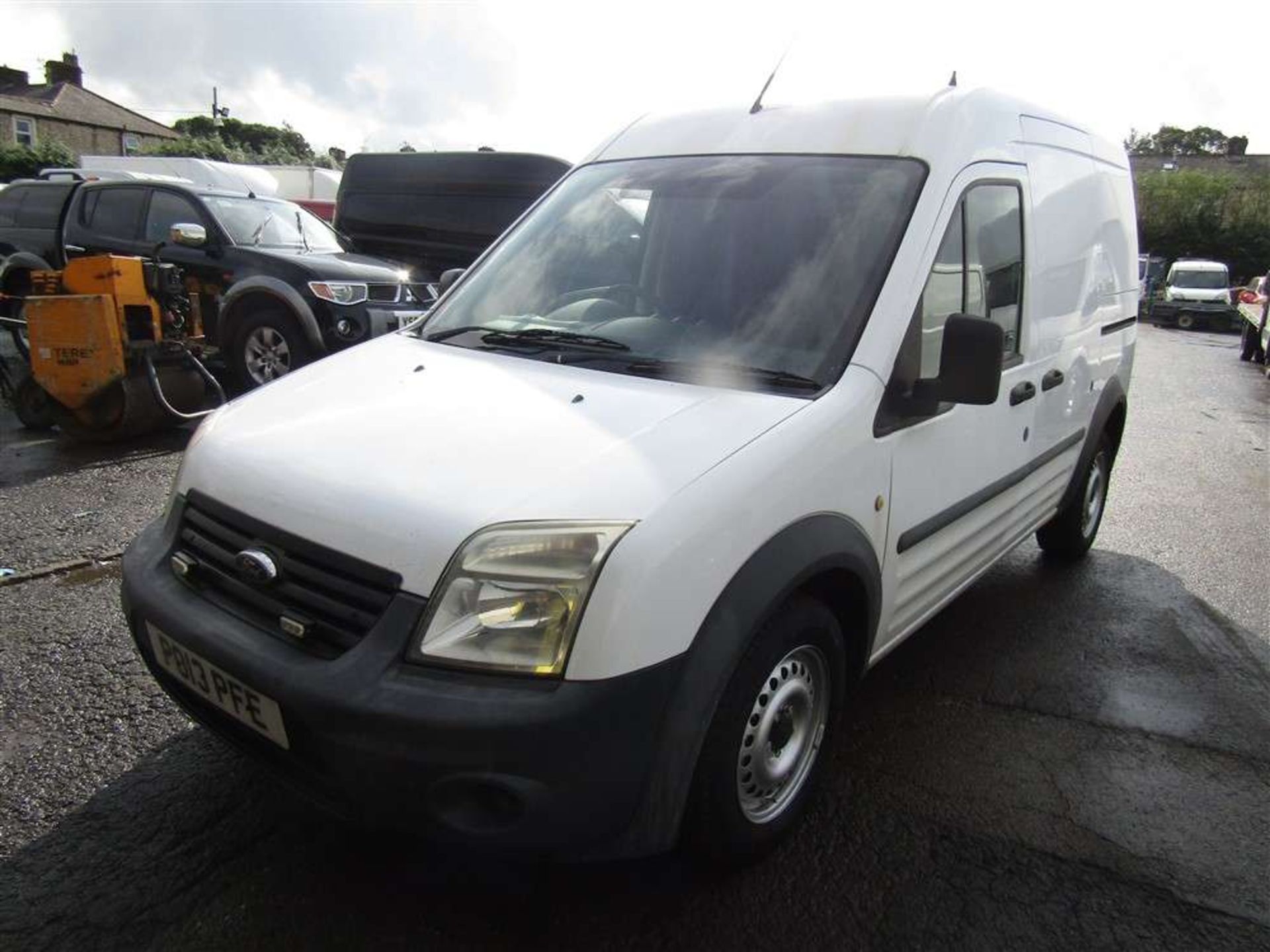 2013 13 reg Ford Transit Connect 90 T230 (Direct Council) - Image 2 of 8