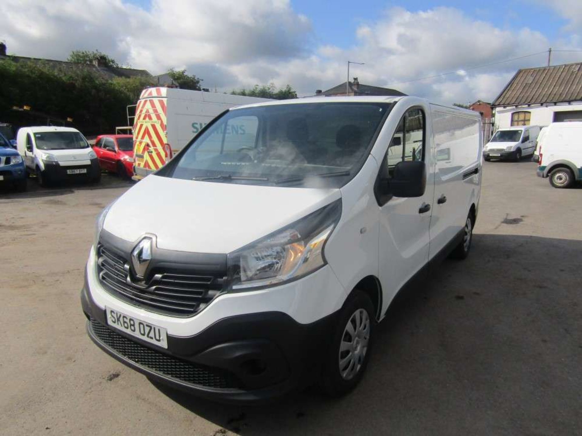 2018 68 Reg Renault Trafic LL29 Business DCI - Image 2 of 7