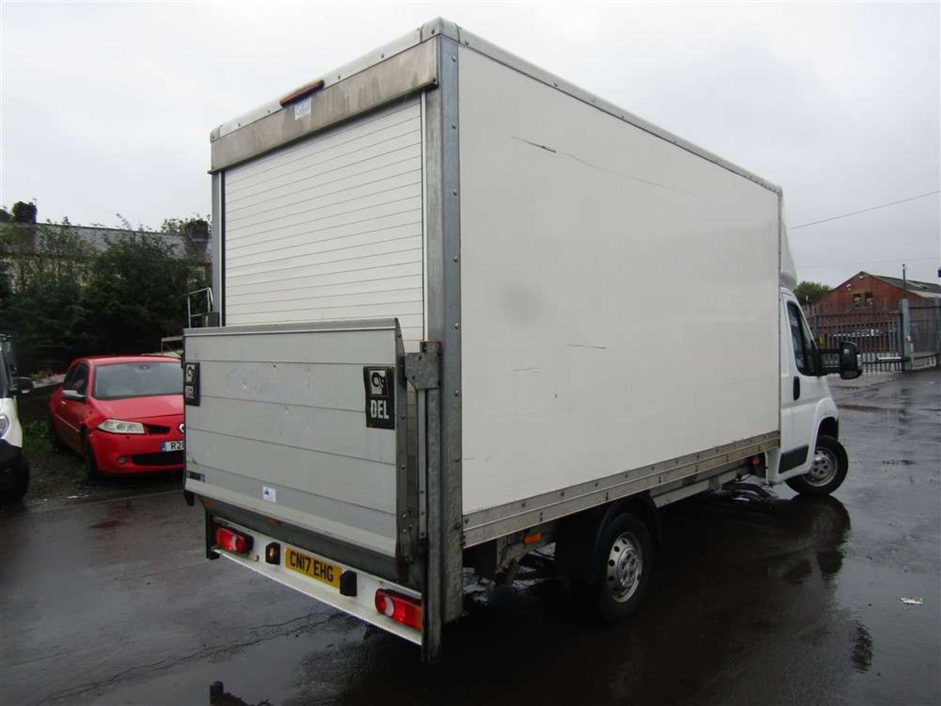 2017 17 reg Citroen Relay 35 L3 Blue HDI Luton - Image 4 of 7