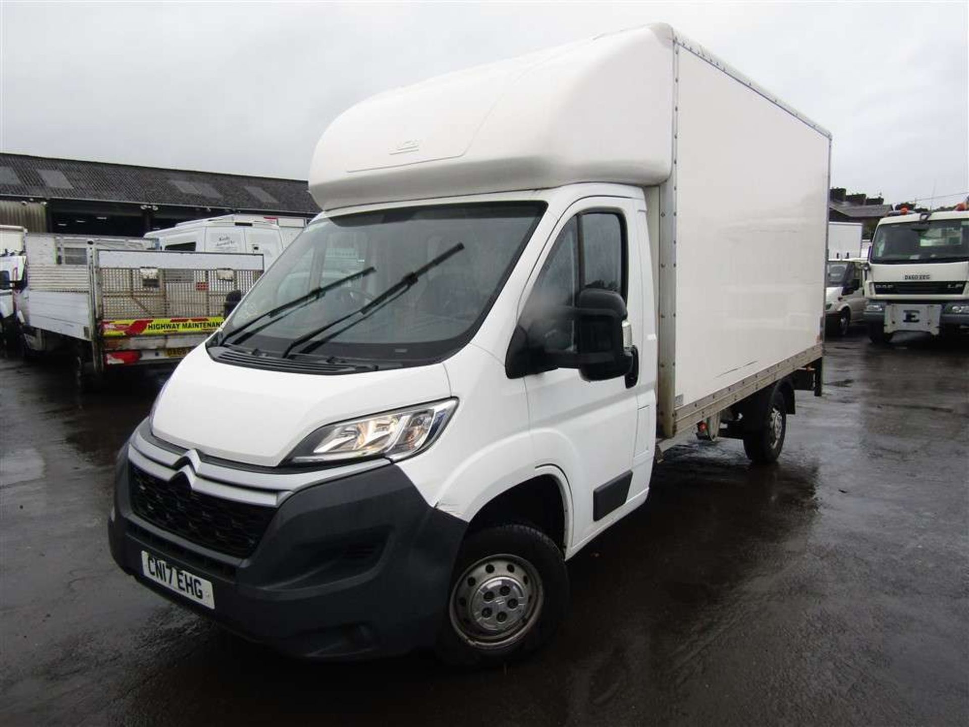 2017 17 reg Citroen Relay 35 L3 Blue HDI Luton - Image 2 of 7