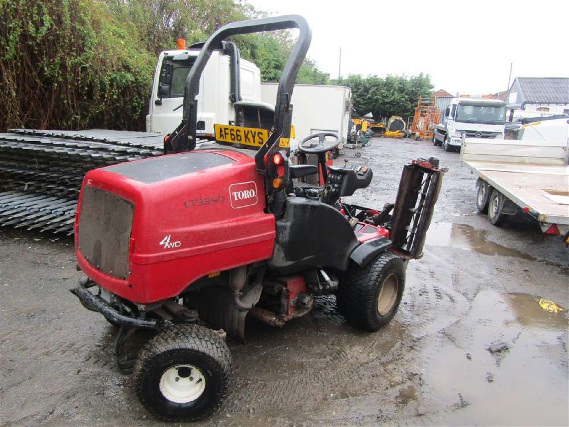 2017 66 reg Toro LT3340 Ride On Mower (Direct Council) - Image 4 of 5