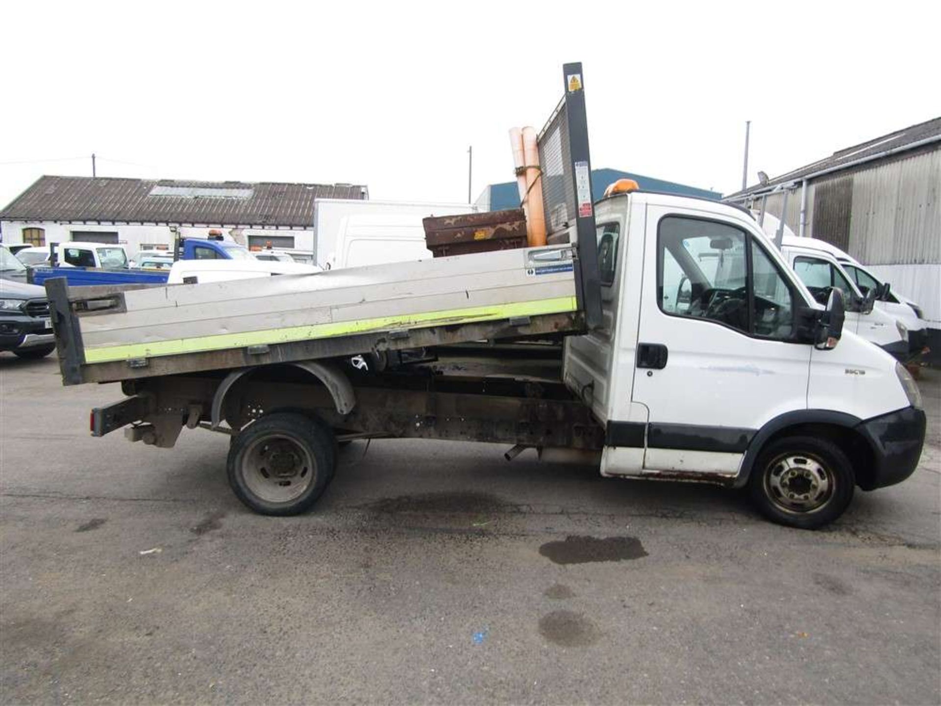 2011 11 reg Iveco Daily 35C15 MWB Tipper (Direct Council) - Image 5 of 7