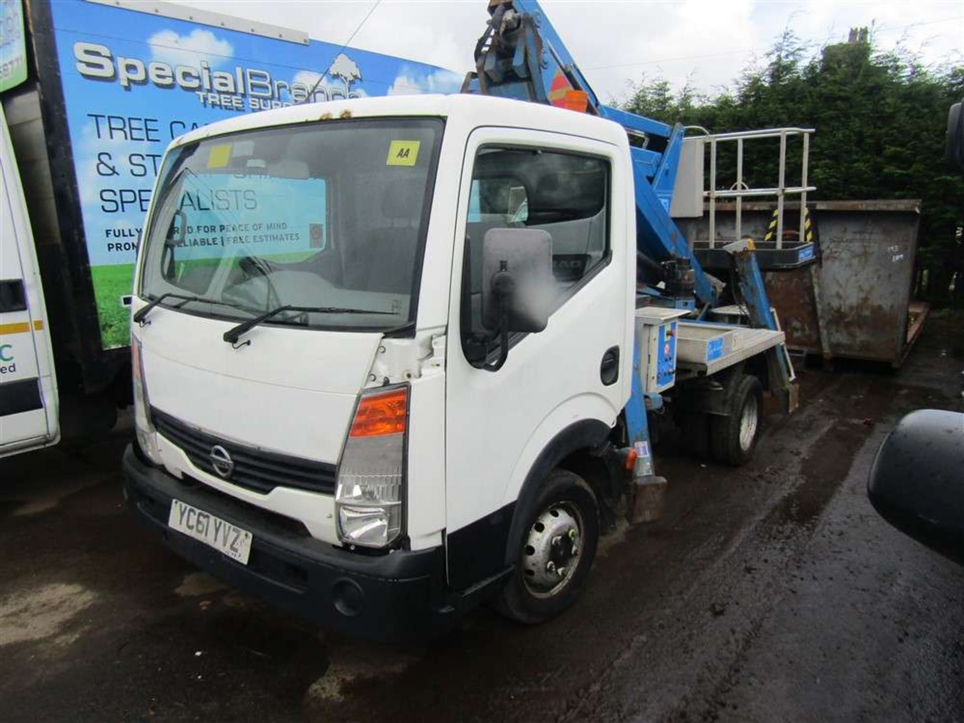 2011 61 Reg Nissan Cabstar 35.13 S/C SWB Cherry Picker - Image 2 of 6