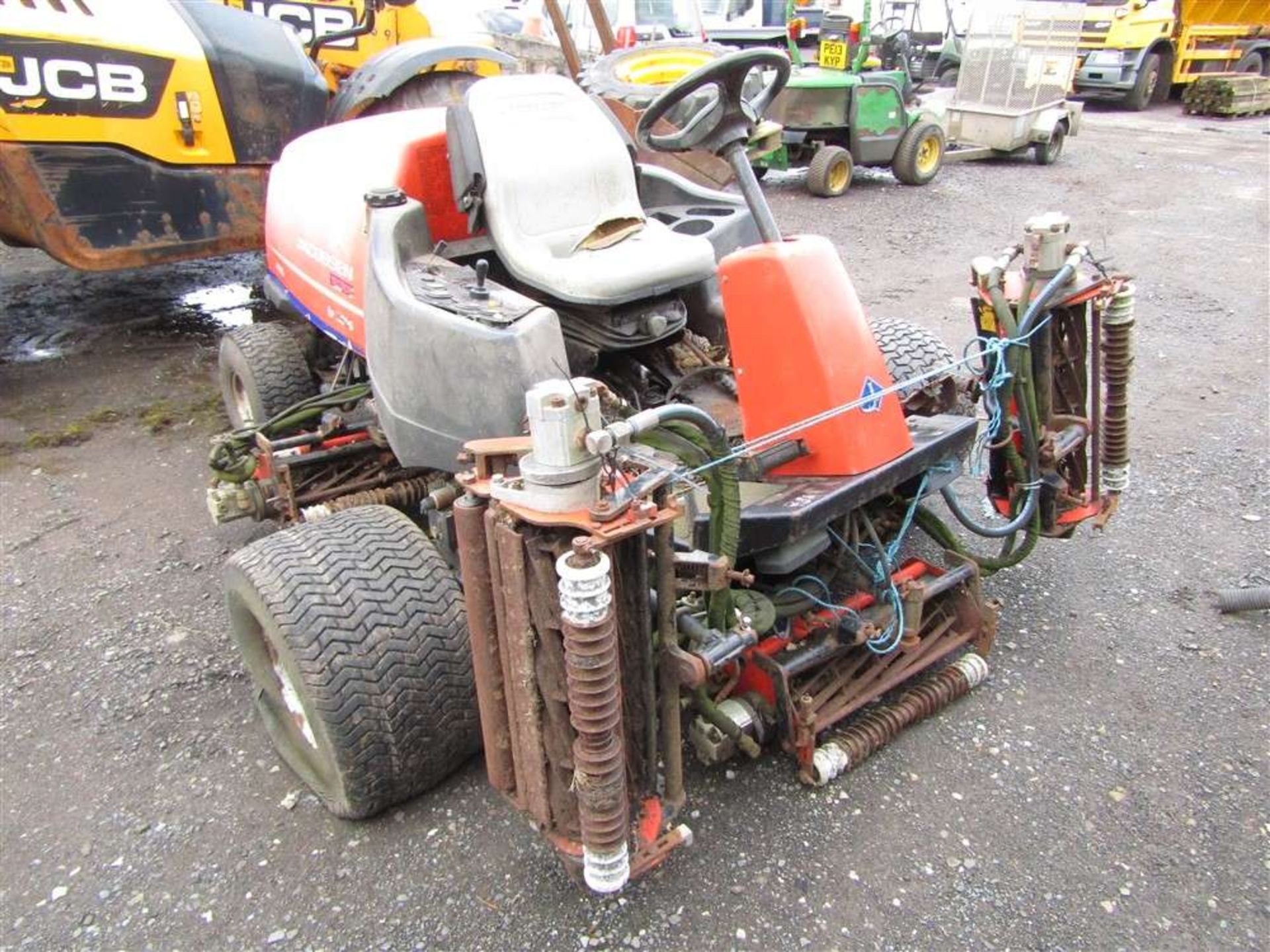 Jacobson LF 3800 Gang Mower (Non Runner) - Image 2 of 6