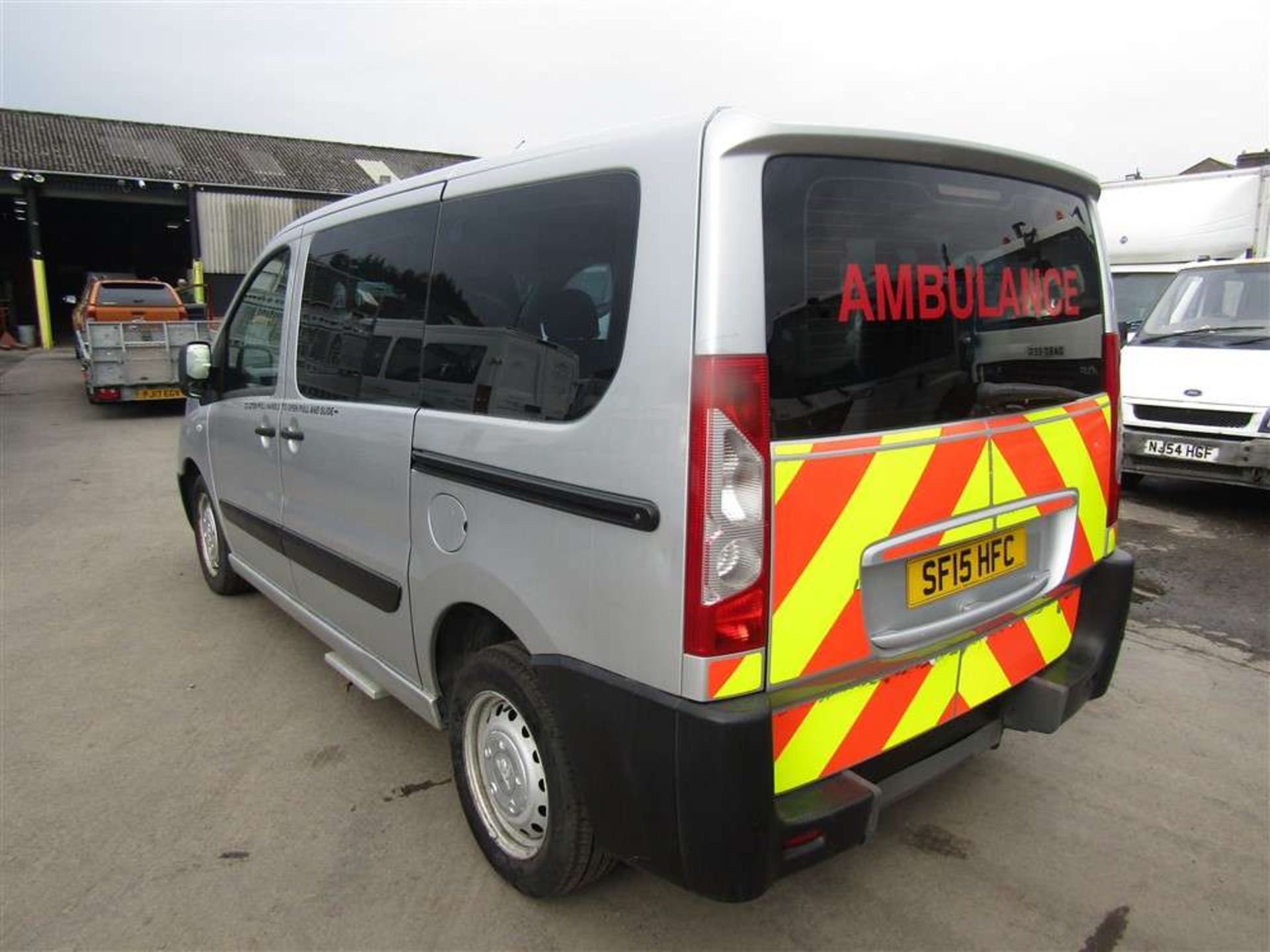 2015 15 reg Peugeot Independence SE Ambulance - Image 3 of 7