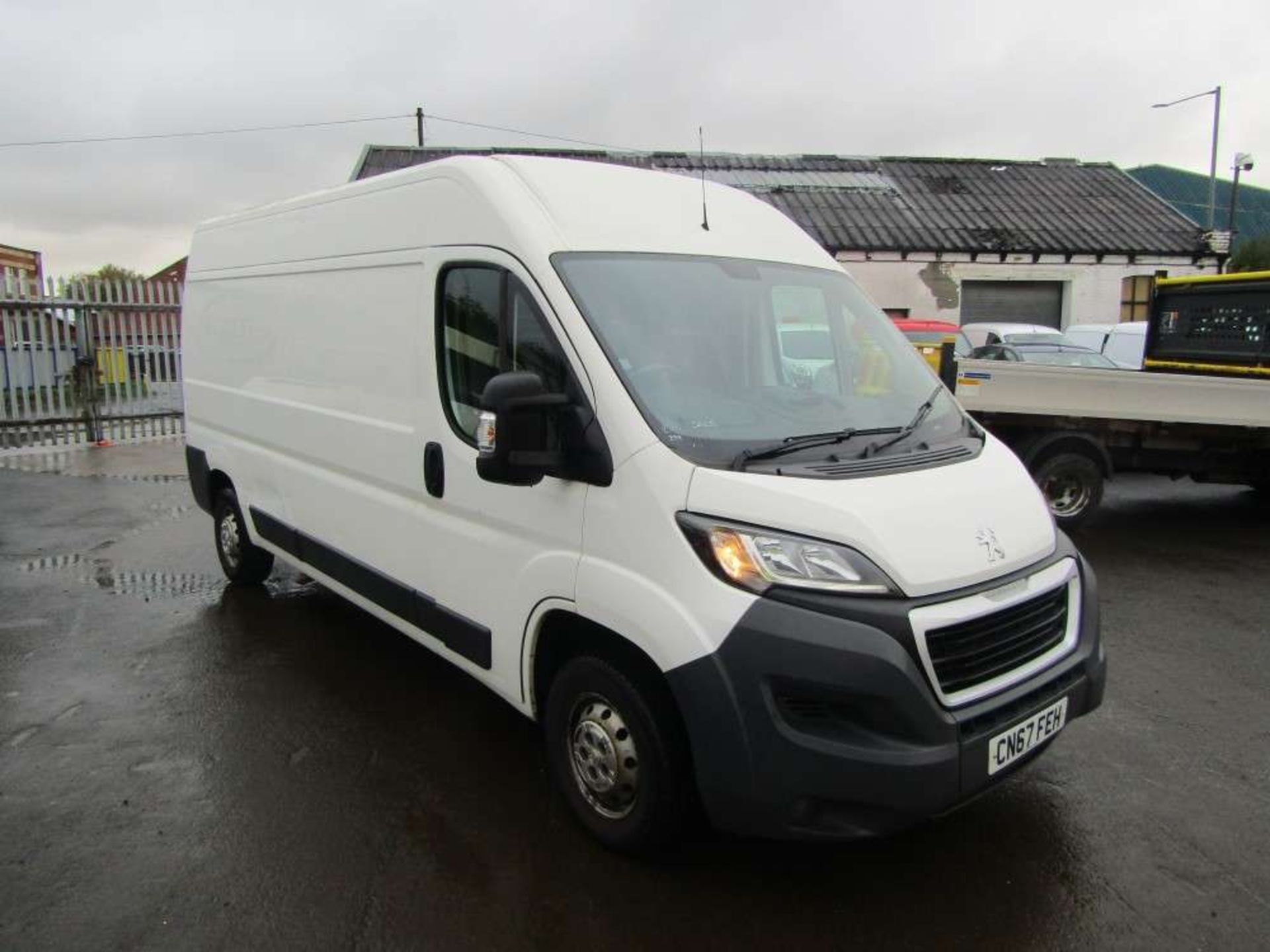 2017 67 reg Peugeot Boxer 335 Pro L3H2 Blue HDI