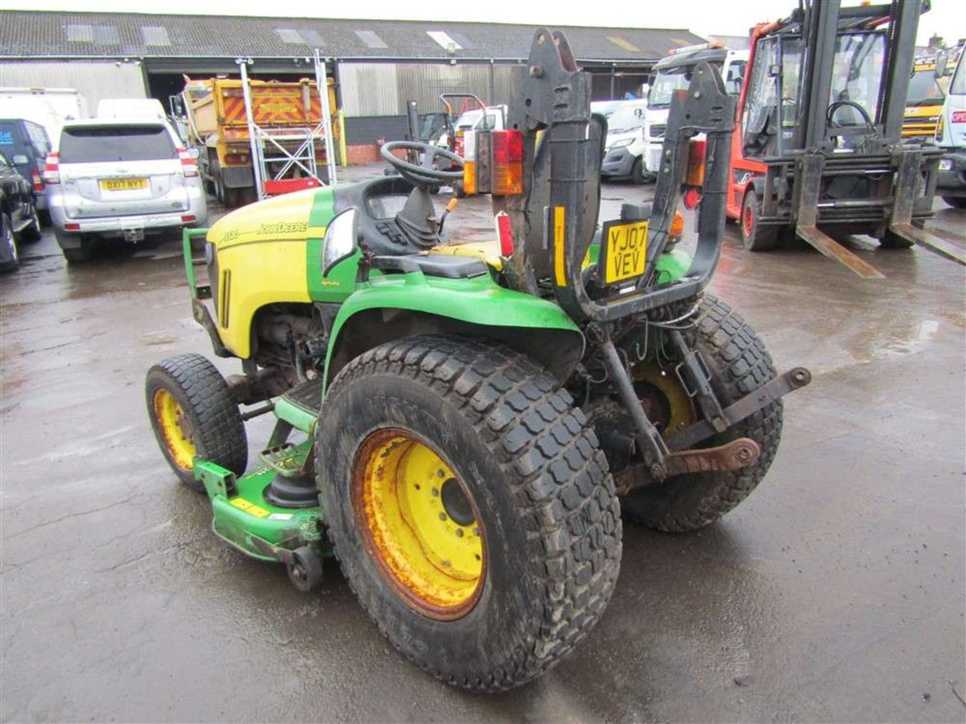 2007 07 reg John Deere 3320 Compact Tractor (Runs but doesn't Drive) (Direct Council) - Image 3 of 4