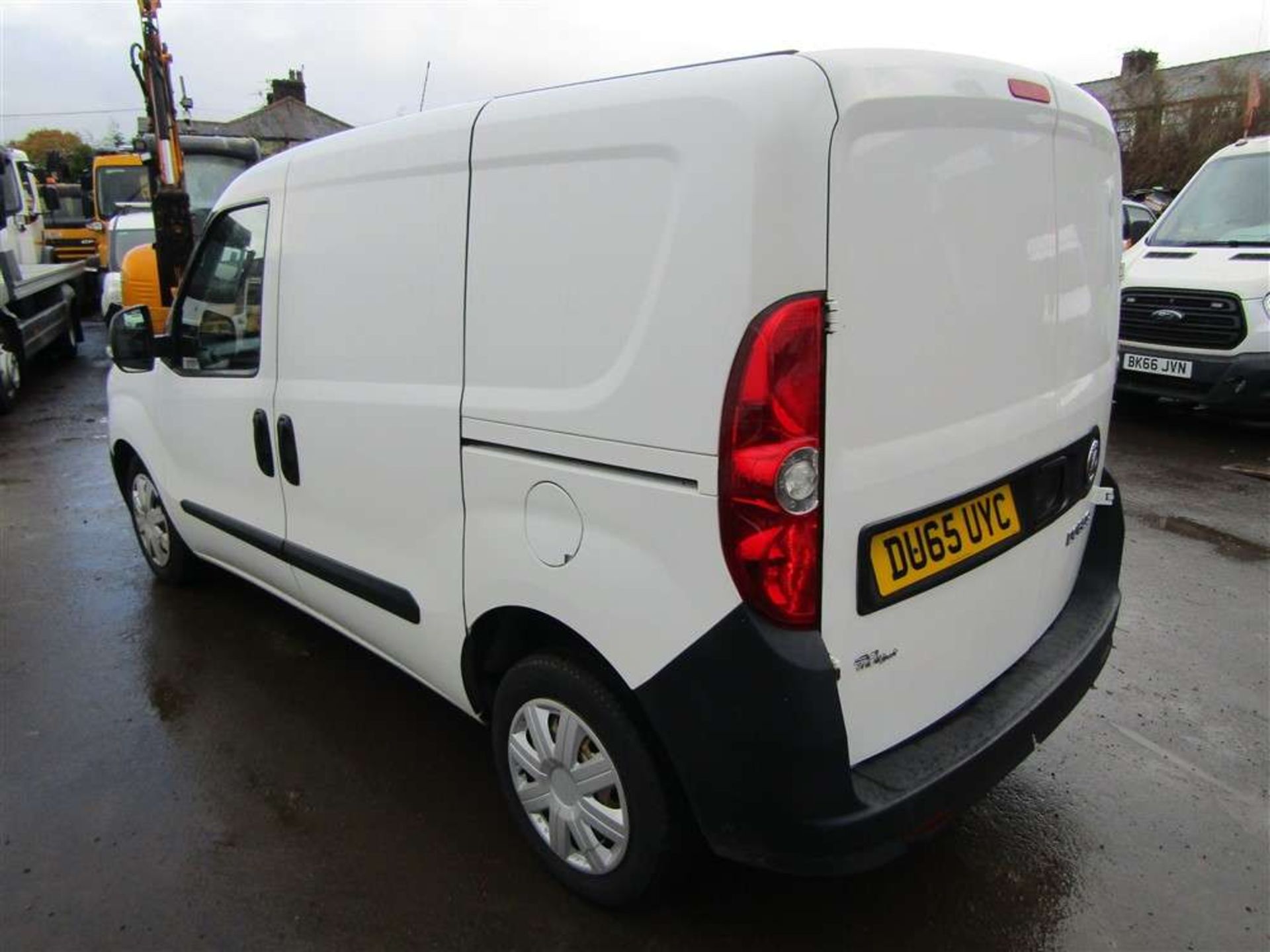 2015 65 reg Vauxhall Combo 2000 L1H1 CDTI (On VCAR CAT S) - Image 3 of 7