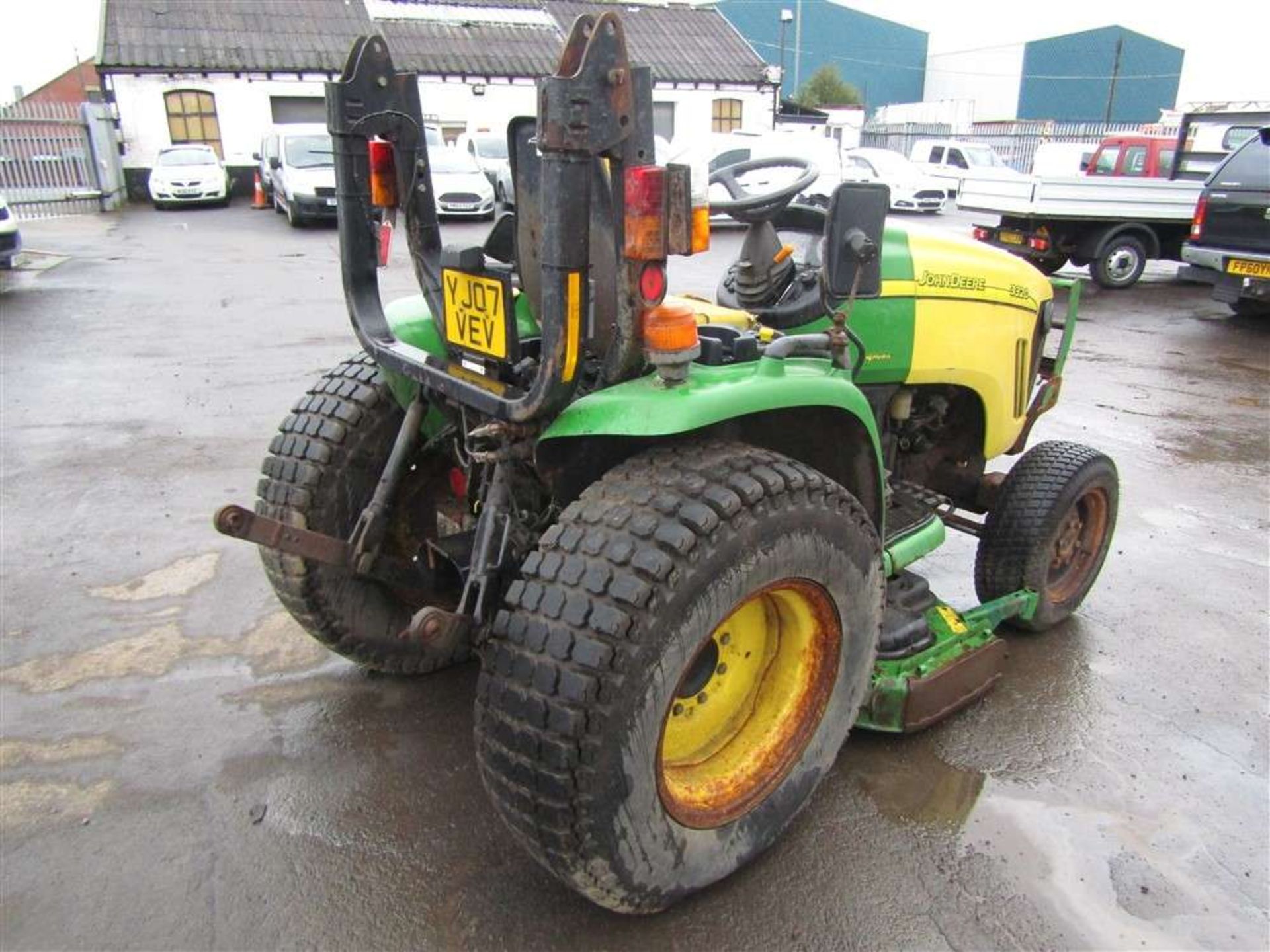 2007 07 reg John Deere 3320 Compact Tractor (Runs but doesn't Drive) (Direct Council) - Image 4 of 4