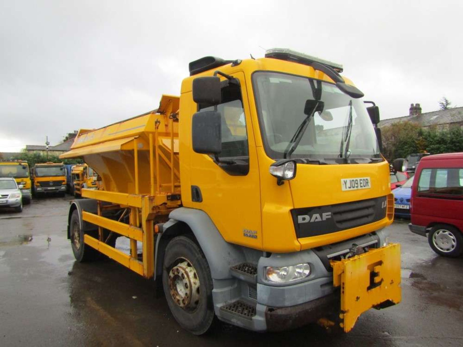 2009 09 reg Daf LF 55.220 Gritter (Direct Council)