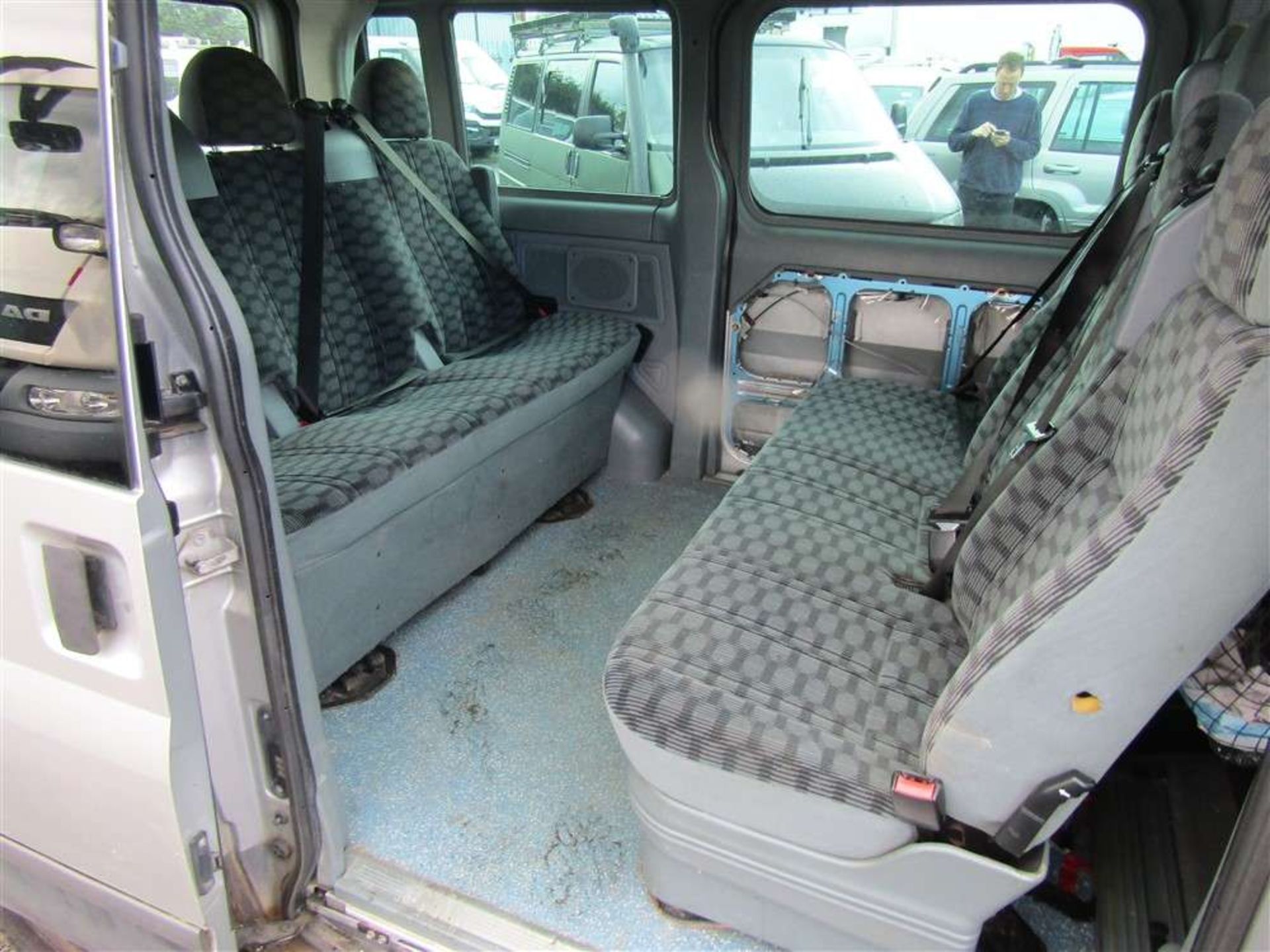 2008 08 reg Ford Transit 110 T330M FWD Minibus - Image 5 of 7