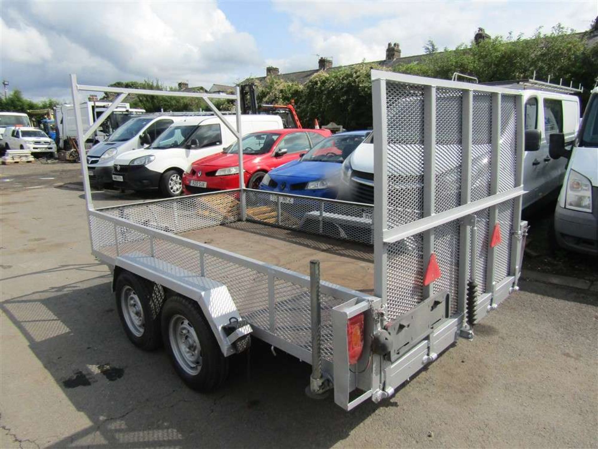 2.6t Twin Axle Plant Trailer with Ramp - Image 3 of 4