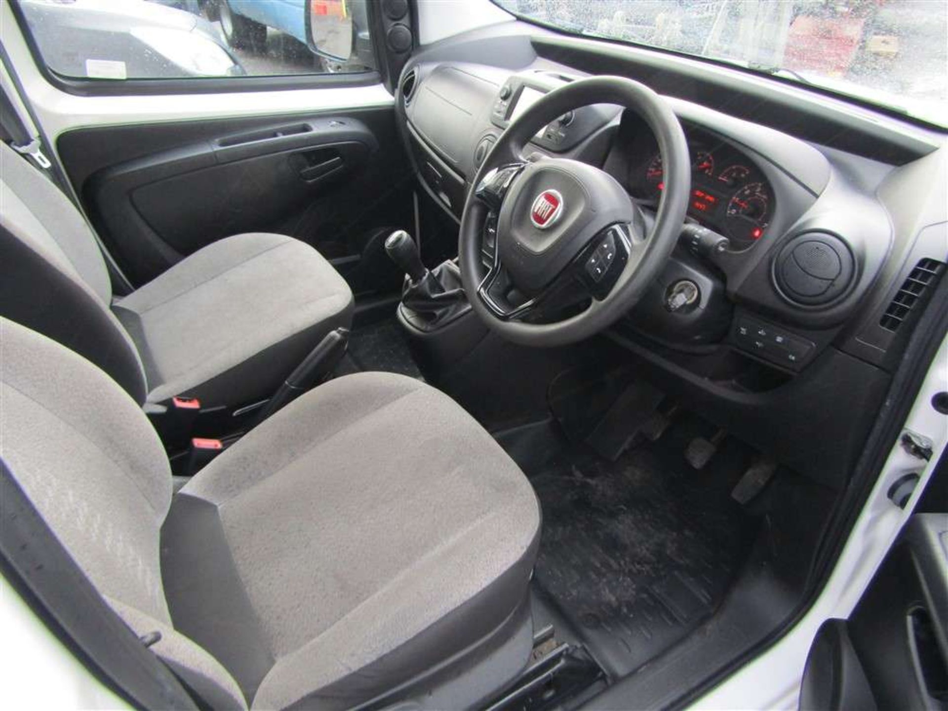 2019 69 reg Fiat Fiorino 16v Tecnico M-Jet 11 - Image 6 of 7