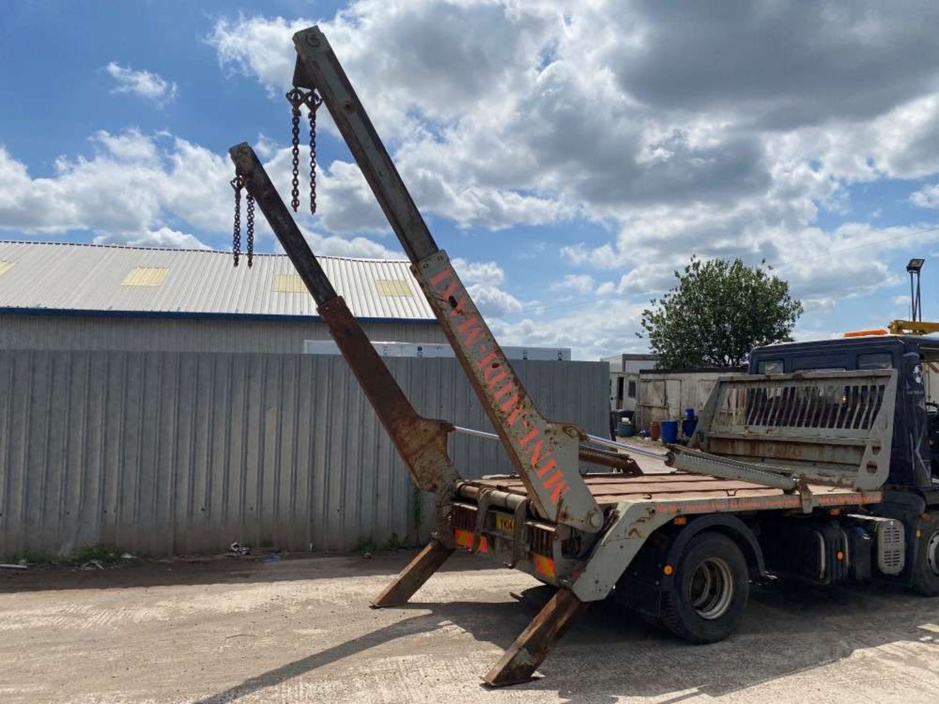 2014 14 reg Iveco Euro Cargo 75E 7.5t Skip Loader (Sold On Site - Location Liverpool) - Image 4 of 8