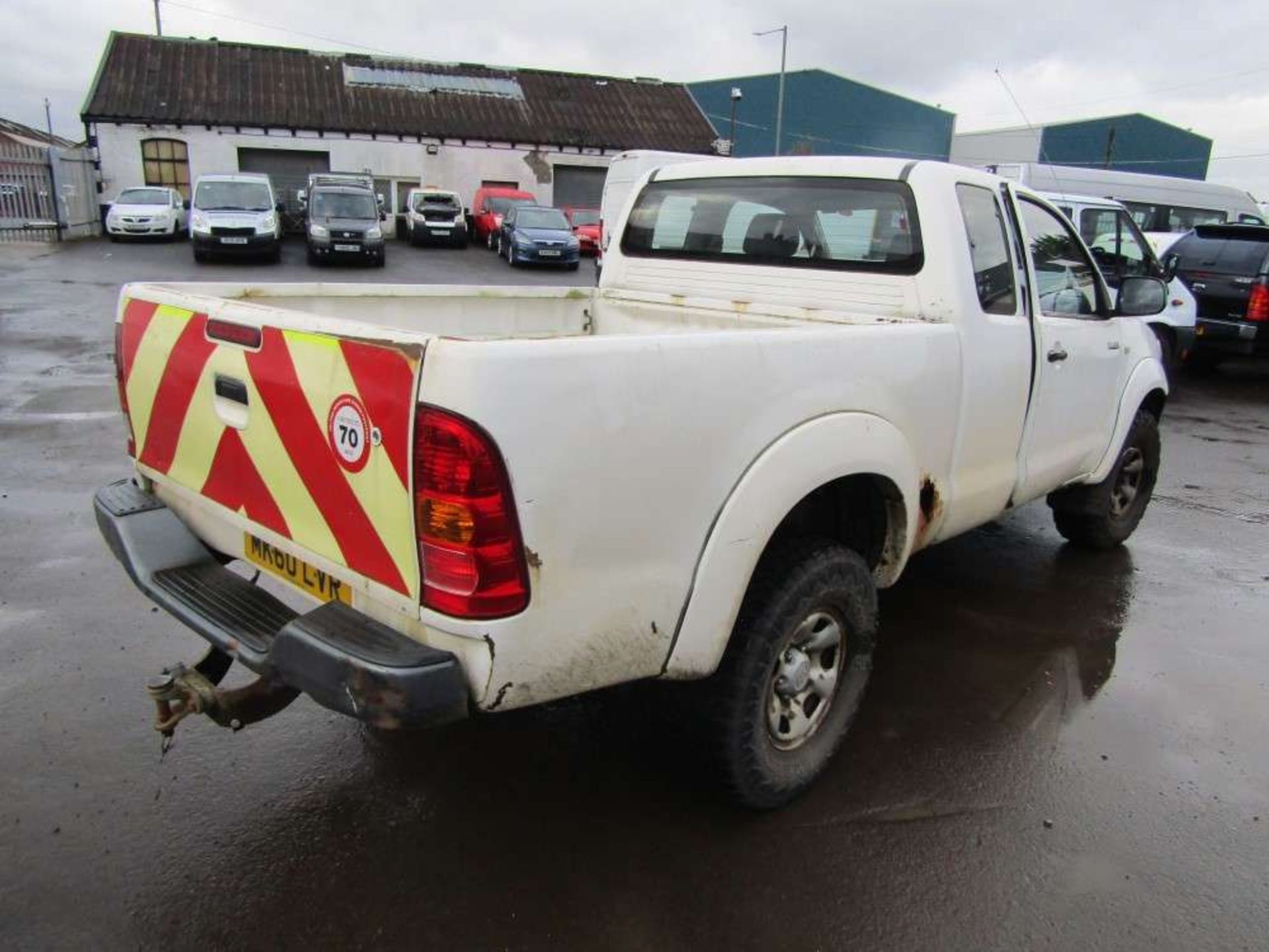 2010 60 reg Toyota Hilux HL2 D-4D 4x4 ECB (Direct United Utilities Water) - Image 4 of 6