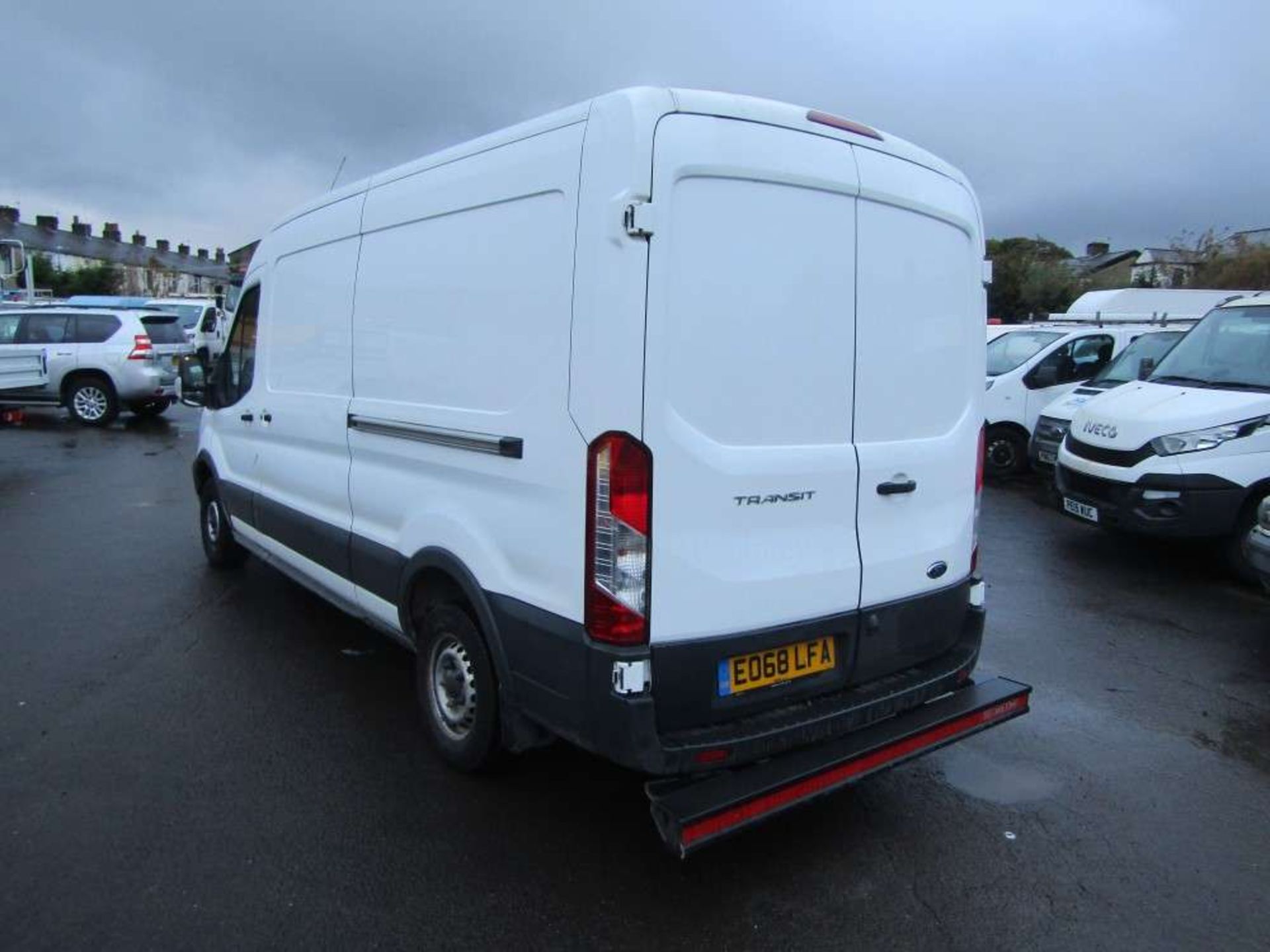 2018 68 reg Ford Transit 310 TDCI Van - Image 3 of 7