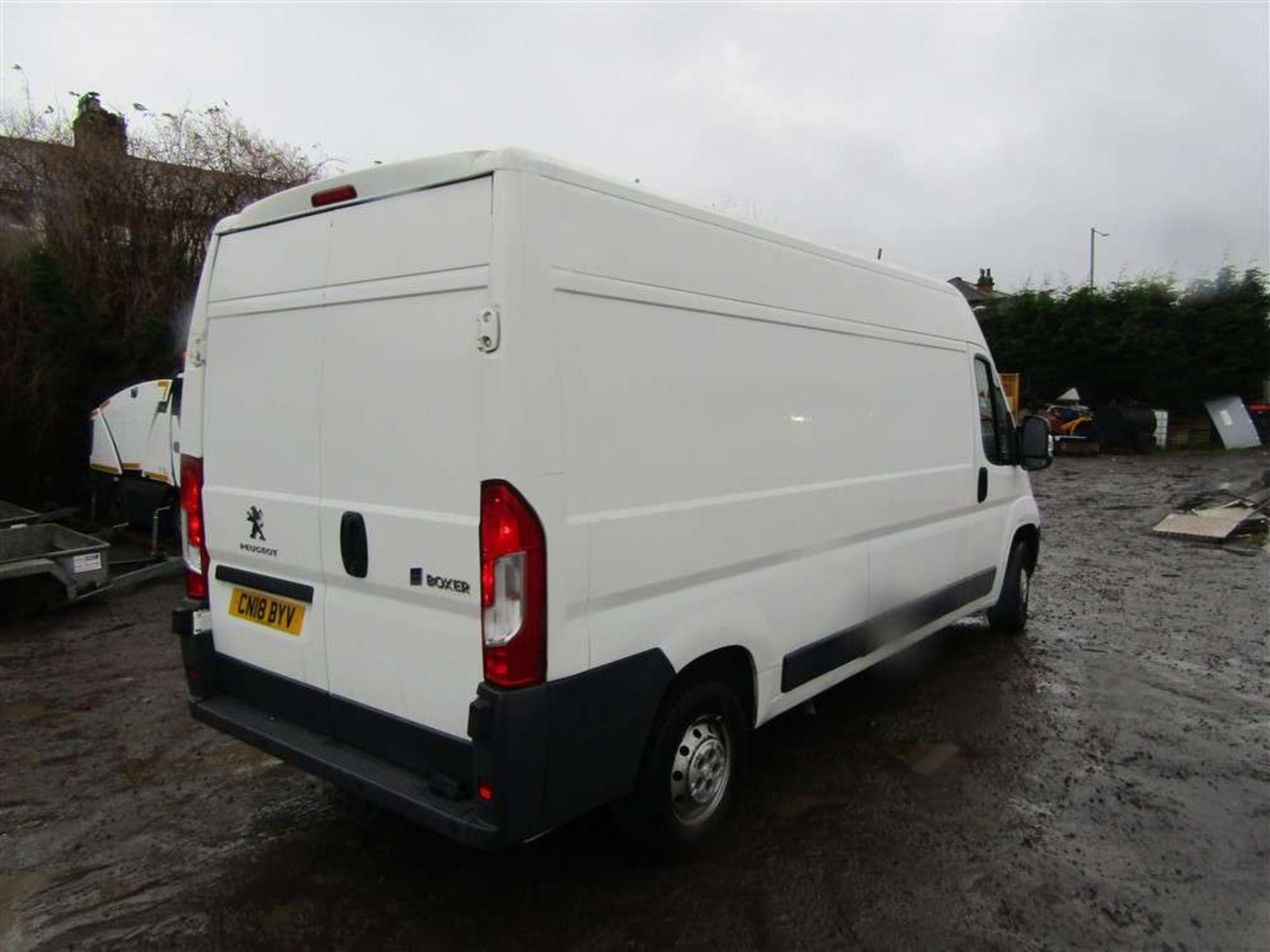 2018 18 reg Peugeot Boxer 335 Pro L3H2 Blue Hdi - Image 4 of 7