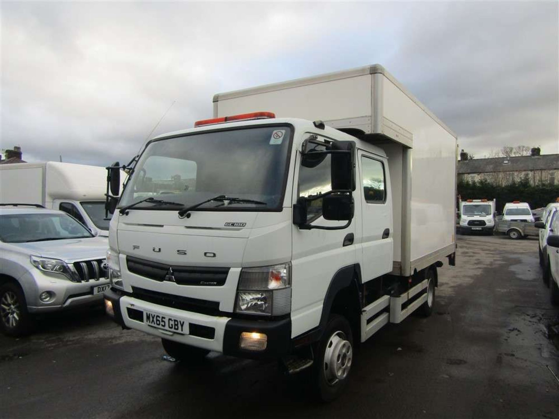 2015 65 reg Mitsubishi Fuso Canter 6C18D 4 x 4 Double Cab Luton (Direct United Utilities Water) - Image 2 of 9