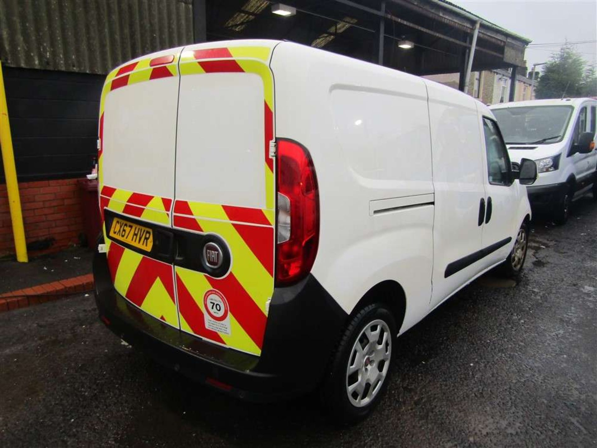 2017 67 reg Fiat Doblo 16v SX Maxi Multijet II (Non Runner) (Direct United Utilities Water) - Image 4 of 7