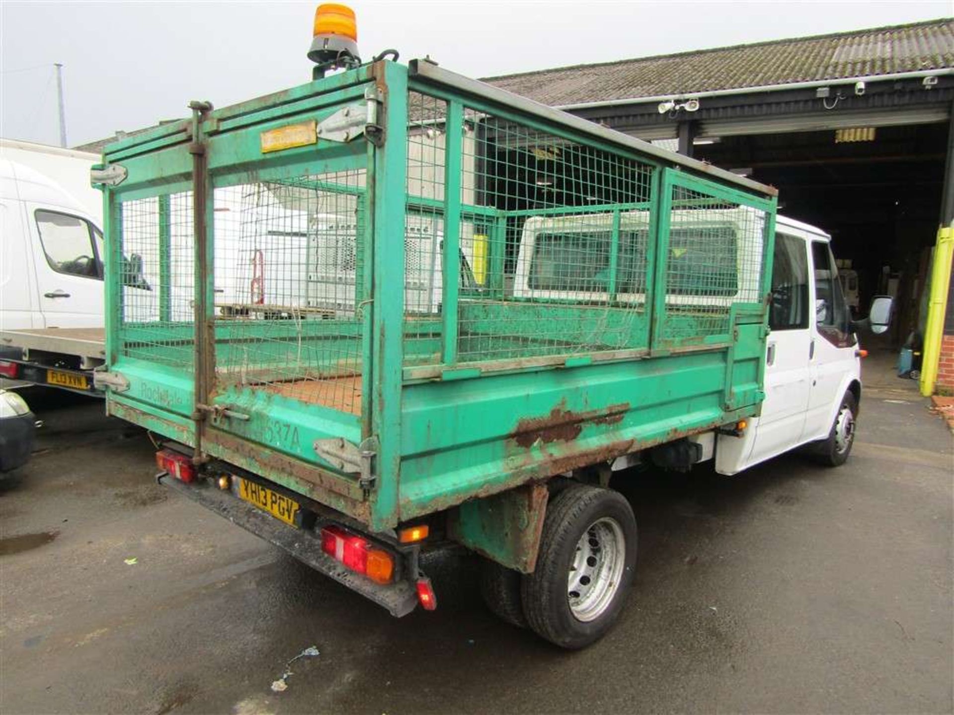 2013 13 reg Ford Transit 100 T350 RWD Tipper - Image 4 of 6