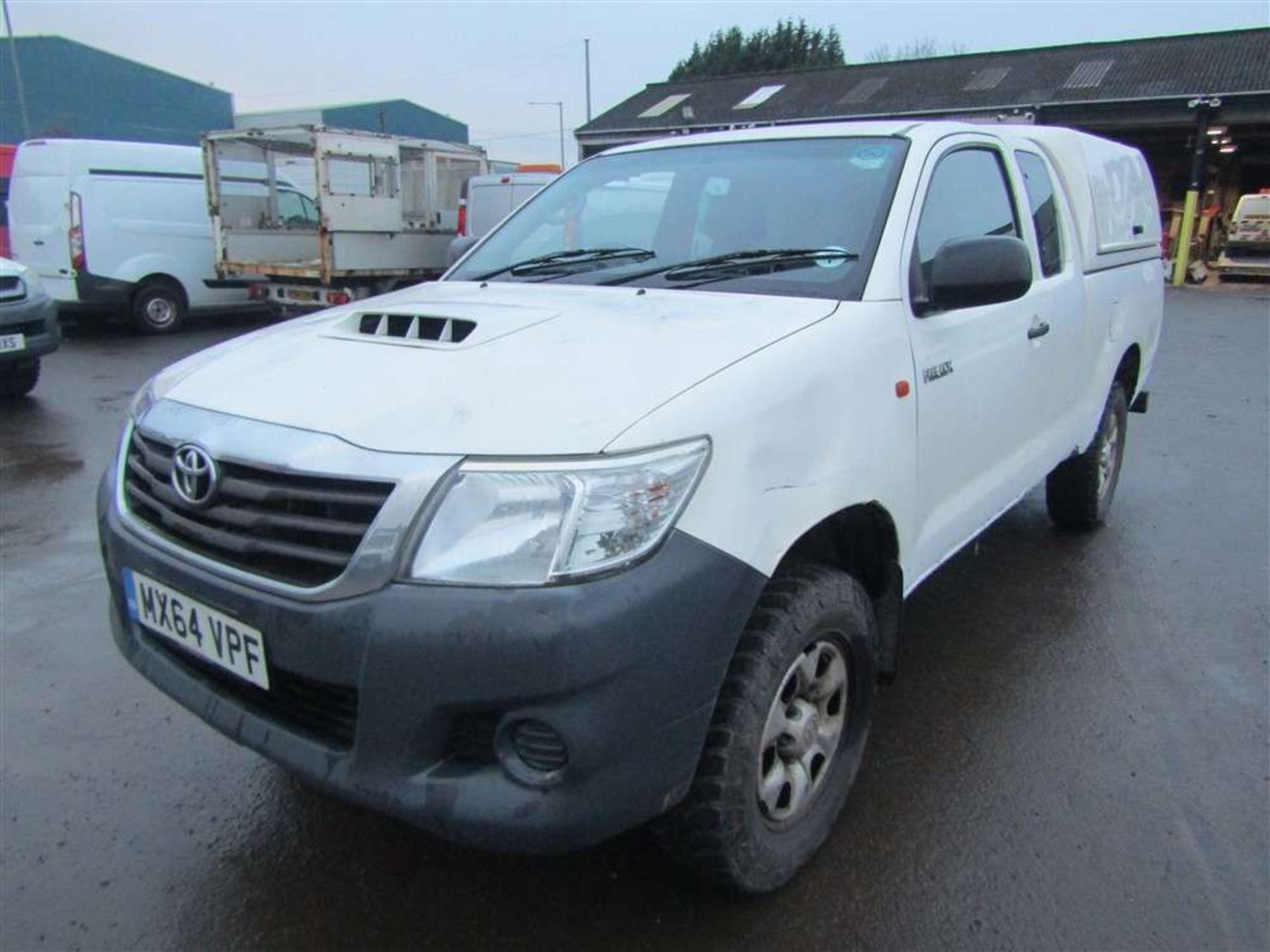 2014 64 reg Toyota Hilux Active D-4D 4 x 4 DCB (Direct United Utilites Water) - Image 2 of 6