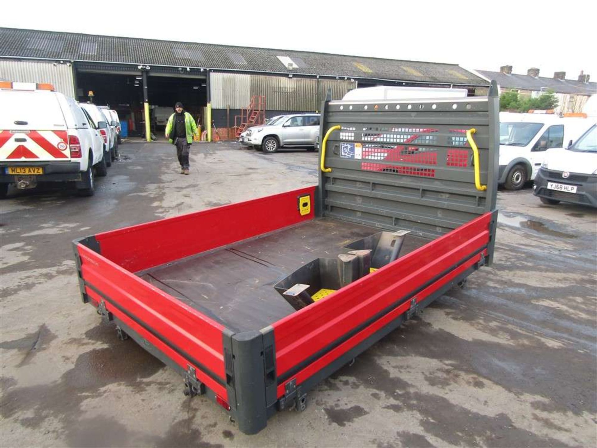 Genuine Ford Dropside Body With Steps & Wheelarches - Image 3 of 4