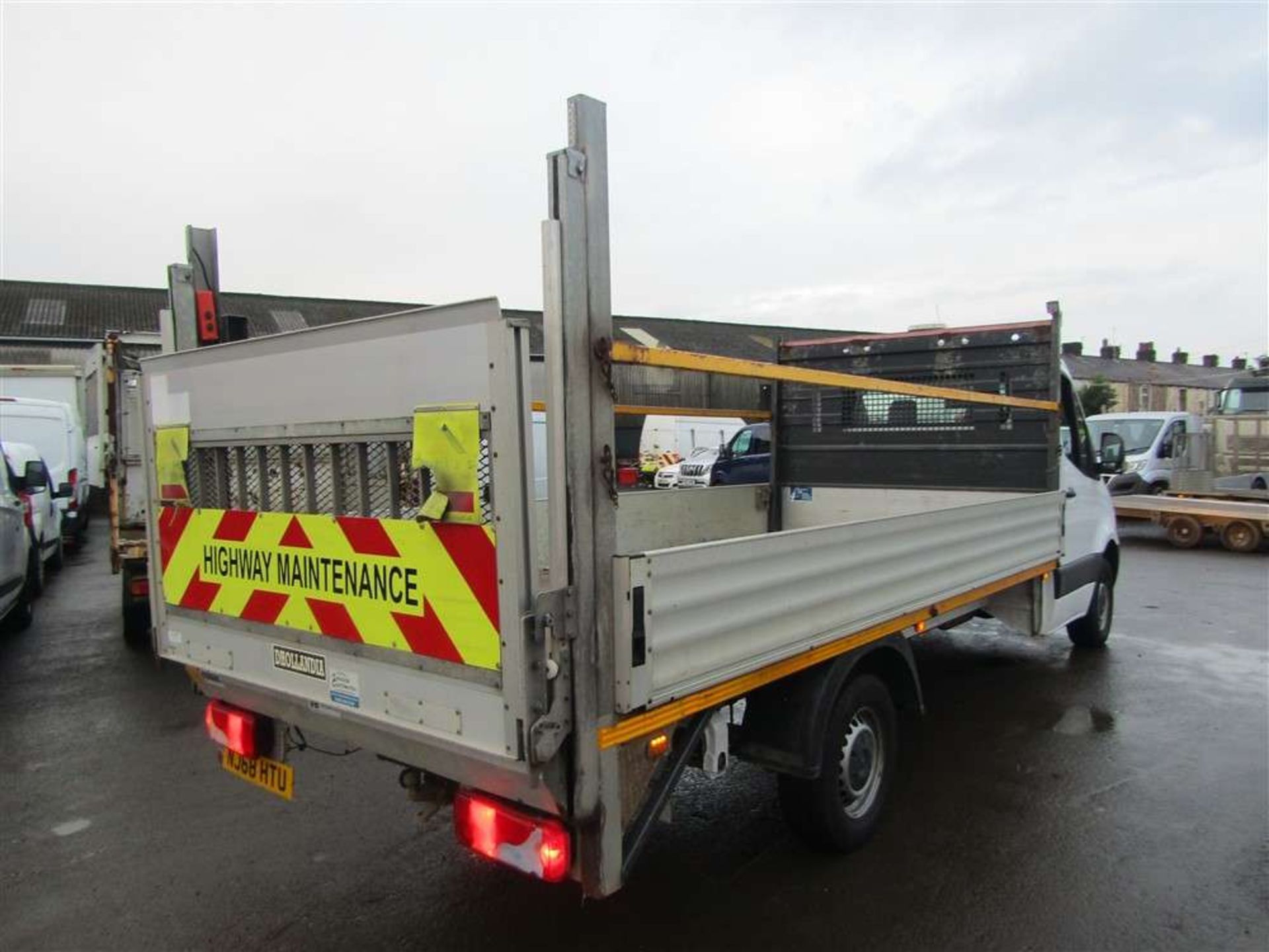 2018 68 reg Mercedes Sprinter 316 CDI Ex Long Dropside c/w Tail Lift - Image 4 of 6