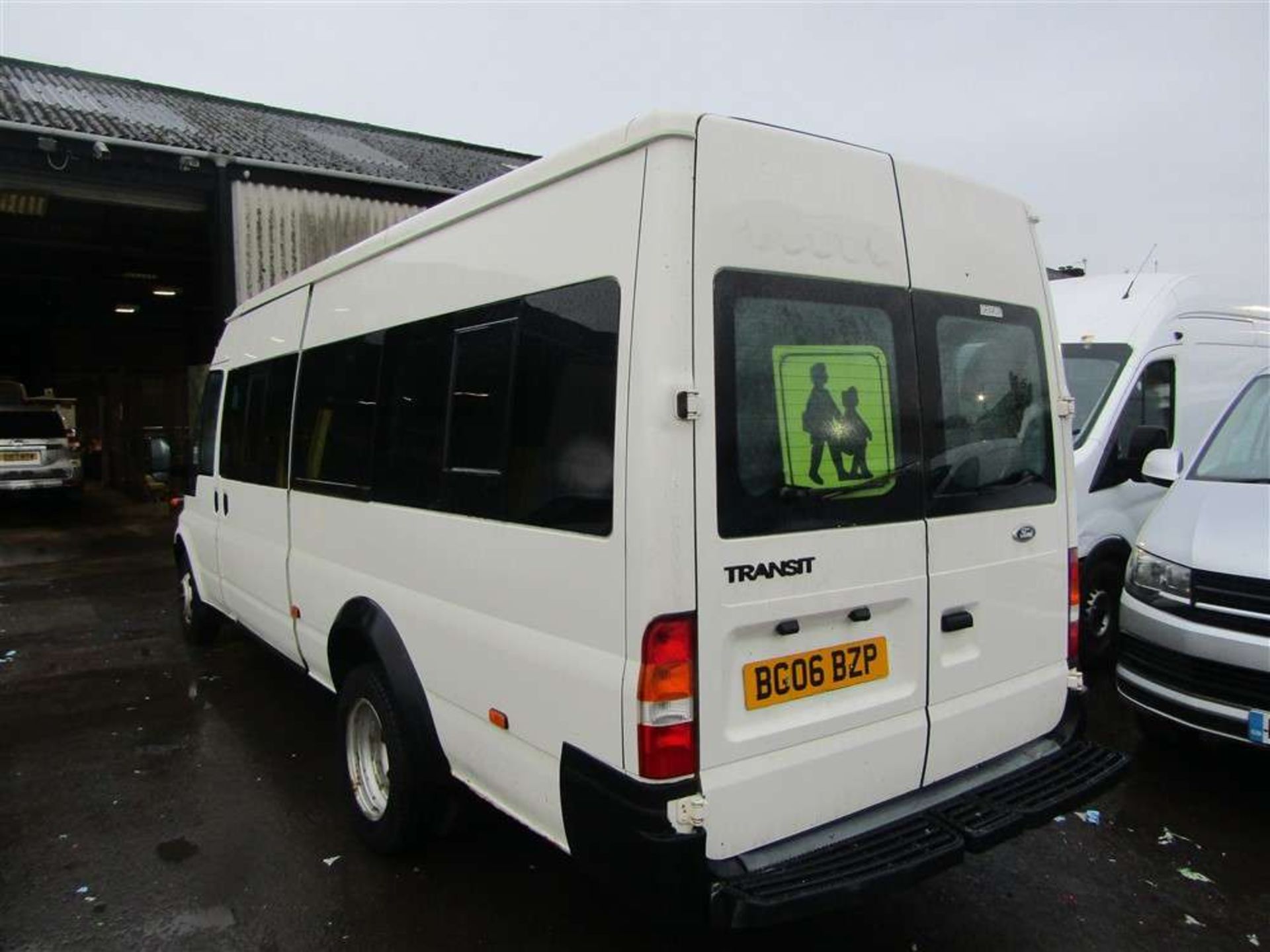 2006 06 reg Ford Transit 17 Seat Minibus (Direct Council) - Image 3 of 7