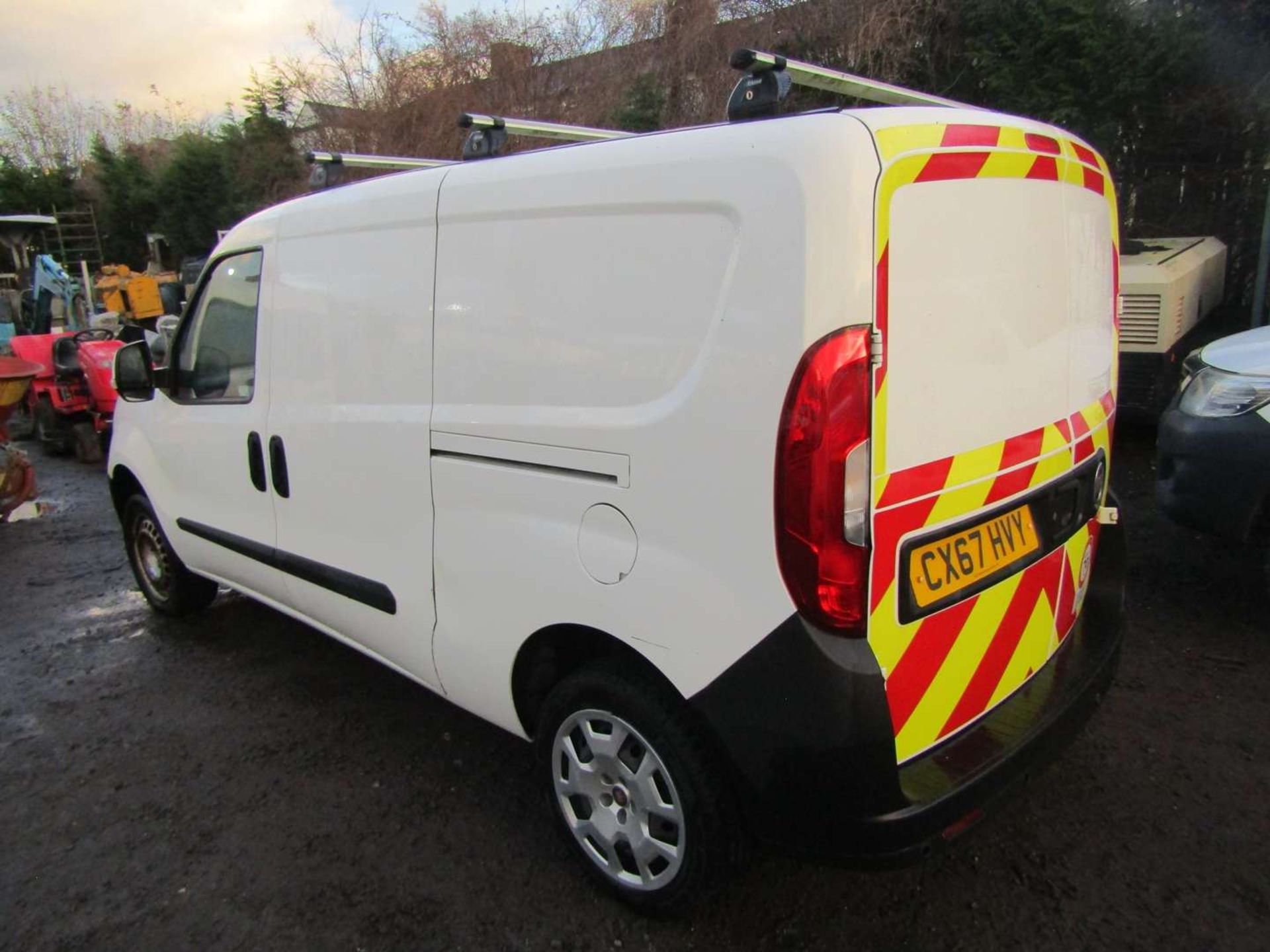 2017 67 reg Fiat Doblo 16V SX Maxi Multijet 11 (Non Runner) (Direct United Utilities Water) - Image 3 of 6