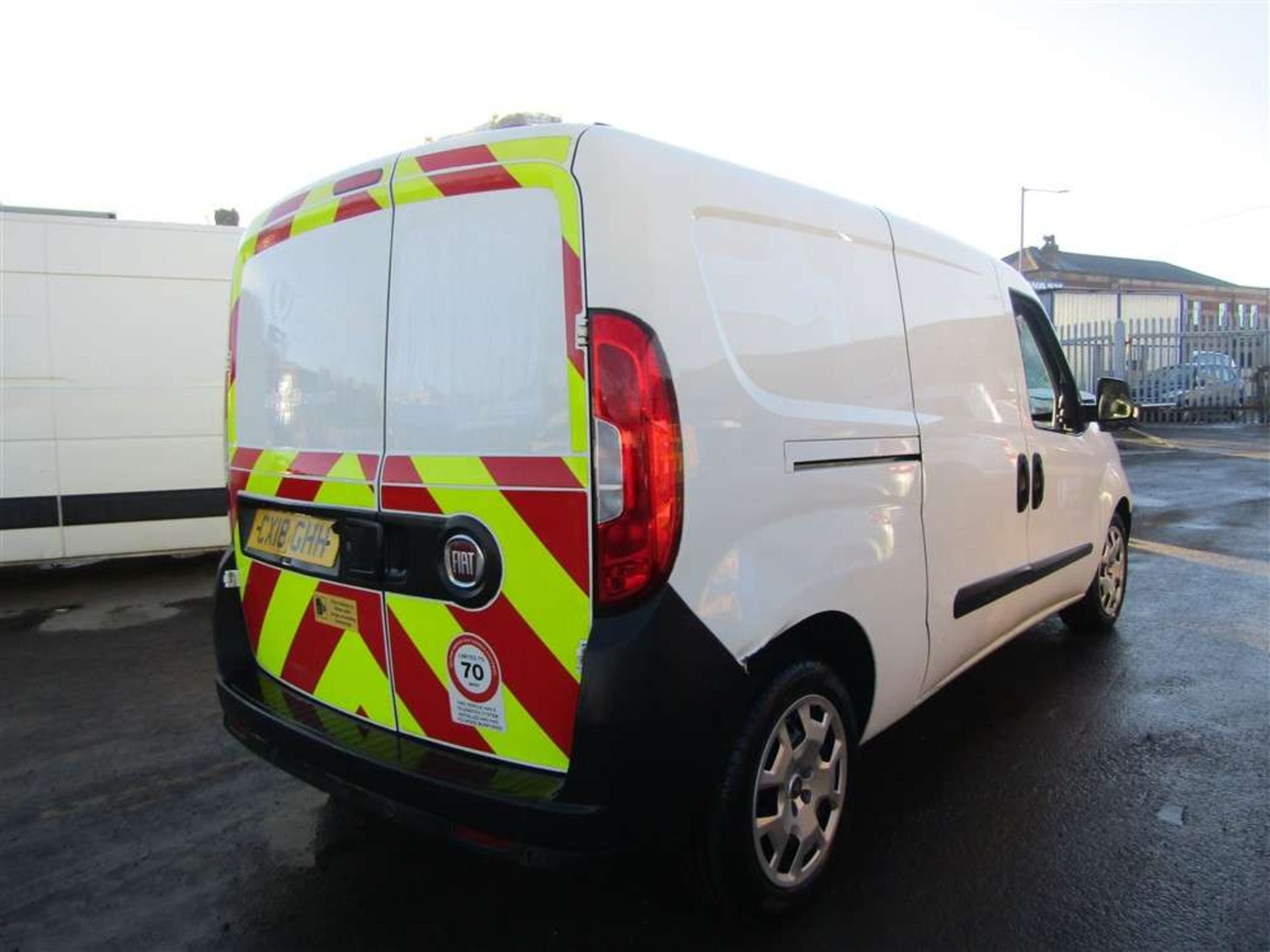 2018 18 reg Fiat Doblo 16v Maxi Multijet II (Direct United Utilities Water) - Image 4 of 7