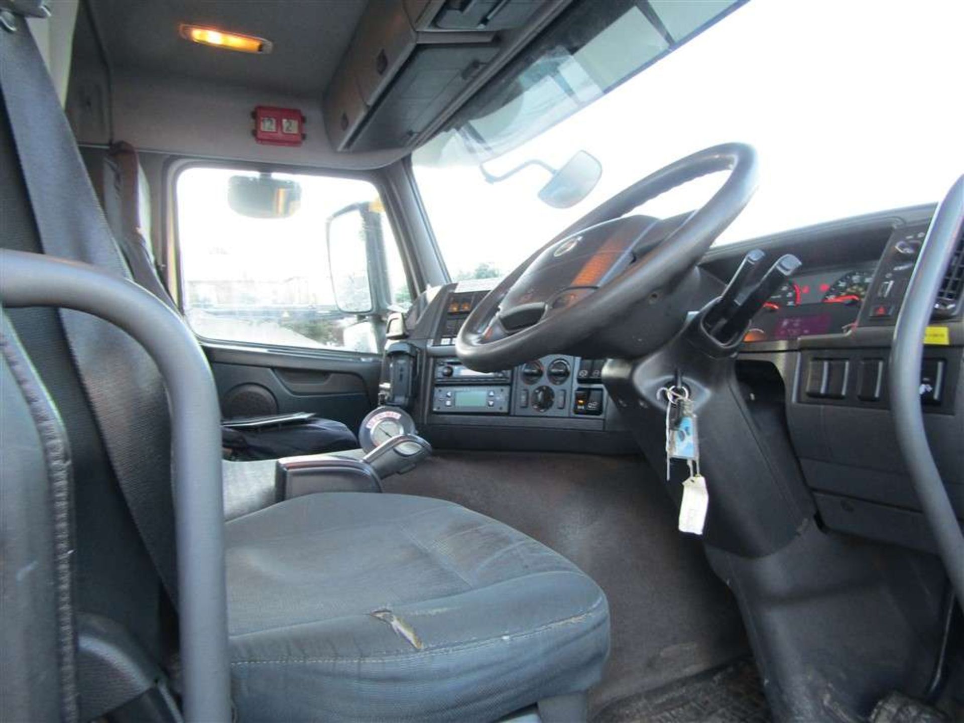 2014 63 reg Volvo FM 380 Chassis (Runs & Drives for Loading Only) (Direct UU Water) - Image 5 of 6