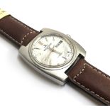 A Jaeger leCoultre Club stainless steel day date automatic gent's wrist watch, white dial with baton
