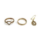 A 9ct gold ropetwist heart ring, size K 1/2, 1.4g; together with a 9ct gold wedding band, size K,