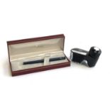 A Sheaffer TRZ model 62 medium fountain pen, cased; together with a bottle of Mont Blanc ink pot