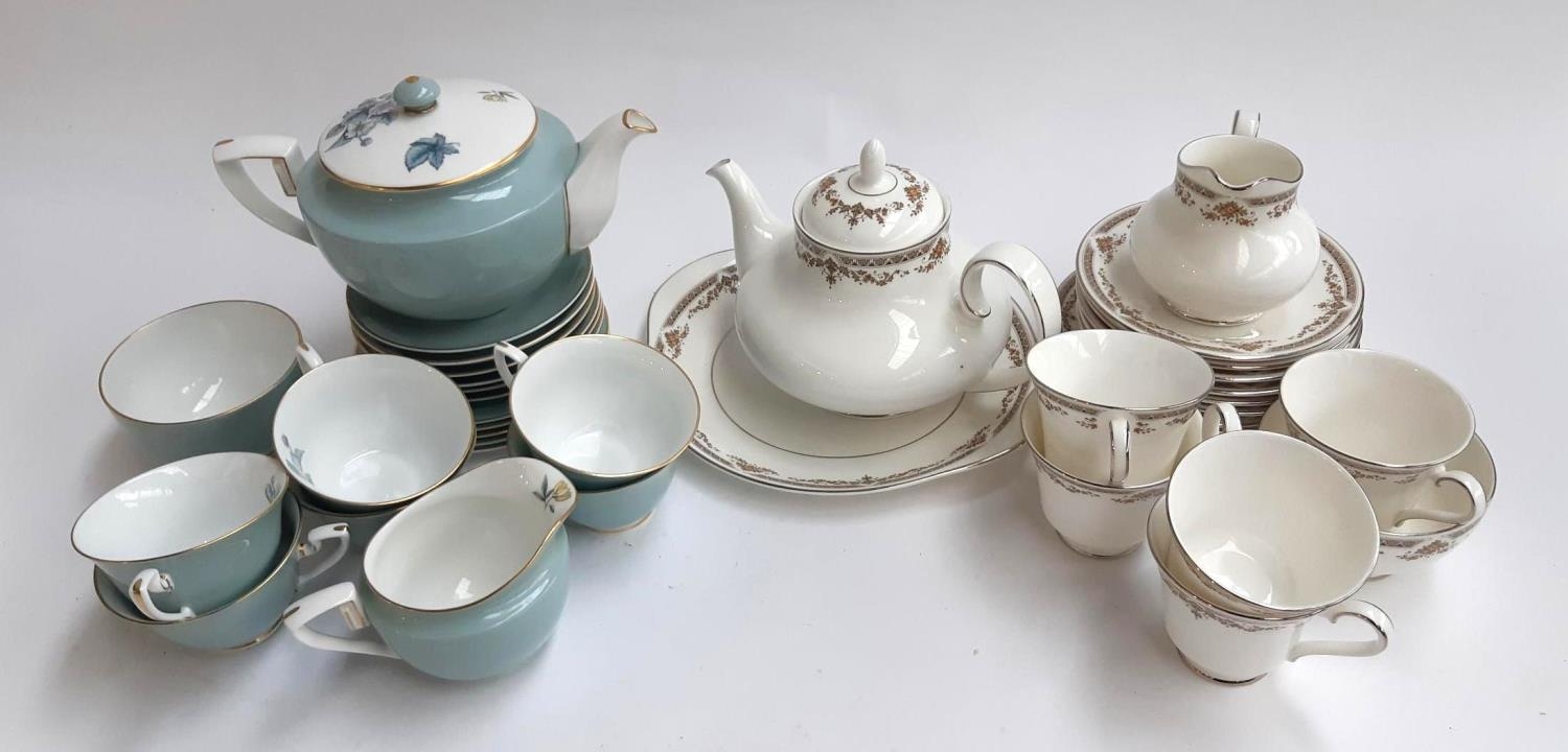 A Royal Doulton 'Repton' tea service to include teapot, teacups, saucers, milk jug, sugar bowl