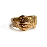 A 9ct gold buckle ring, engraved foliate design, size Q, 4.5g