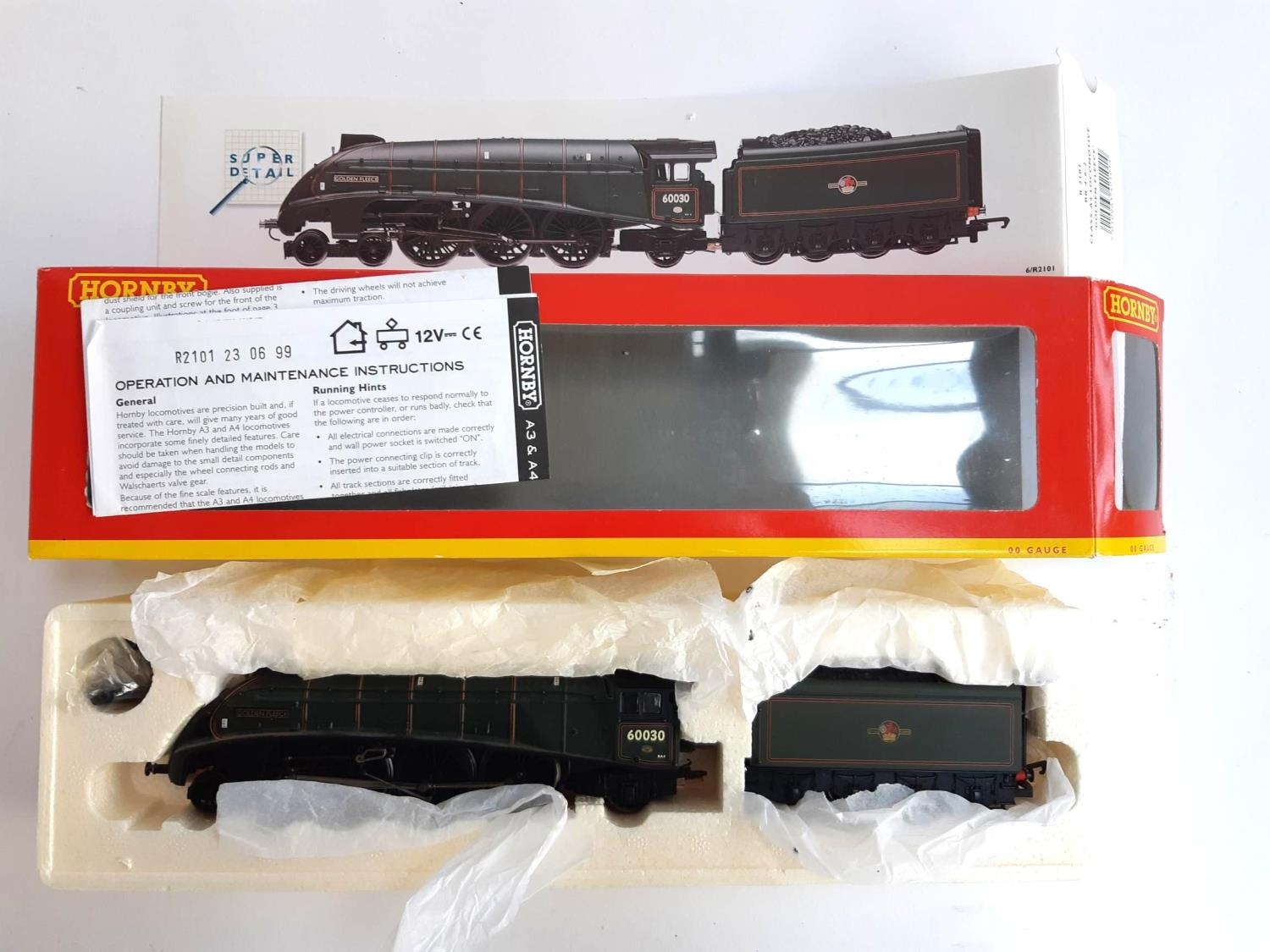 A Hornby OO gauge BR 4-6-2 Class A4 locomotive and tender, 'Golden Fleece', R2101, boxed - Image 2 of 5