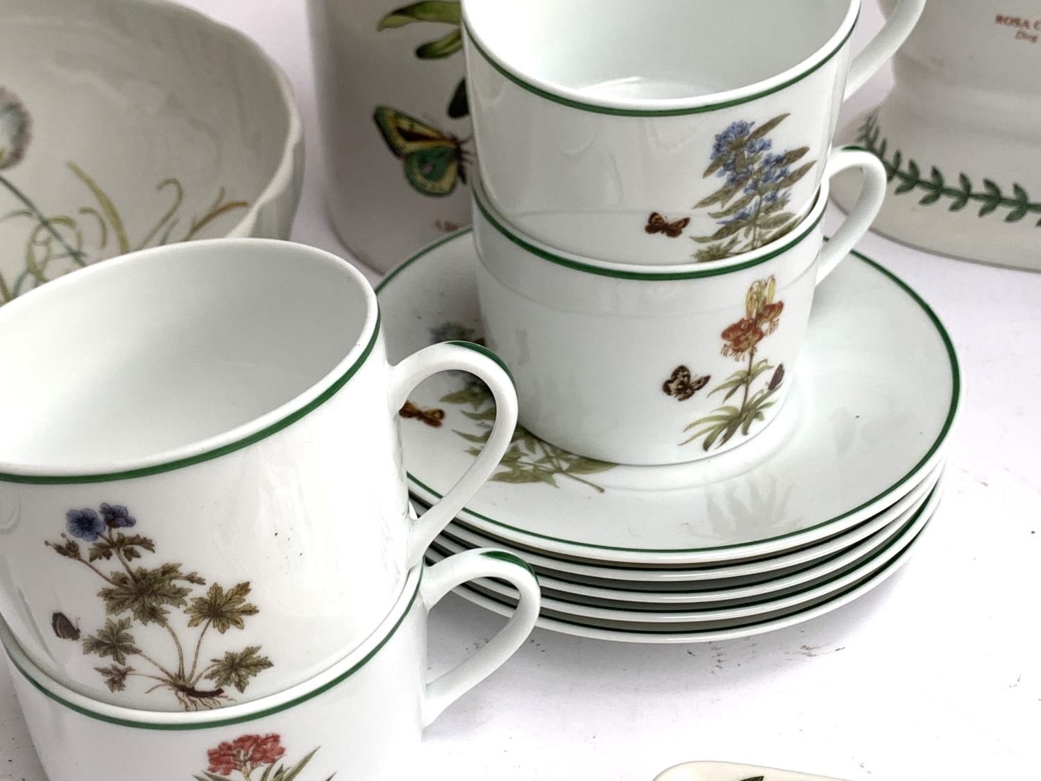 An Eschenbach Bavaria part coffee service with dandelion design (15 pieces); together with Limoges - Image 4 of 4
