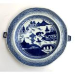 A Chinese export warming dish, 26cmW