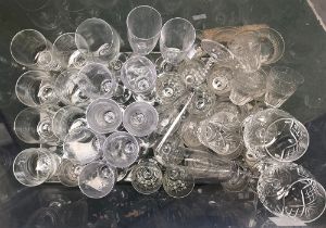 A mixed lot of glassware to include a set of seven good quality 20th century hand blown rummers; cut