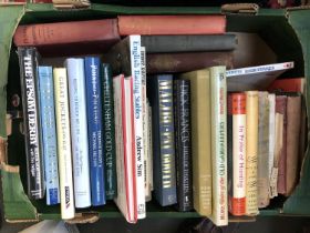 A mixed box of books, mainly horse racing, some on hunting
