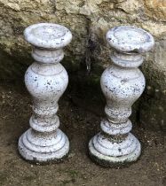 A pair of composite stone columns, 39cmH